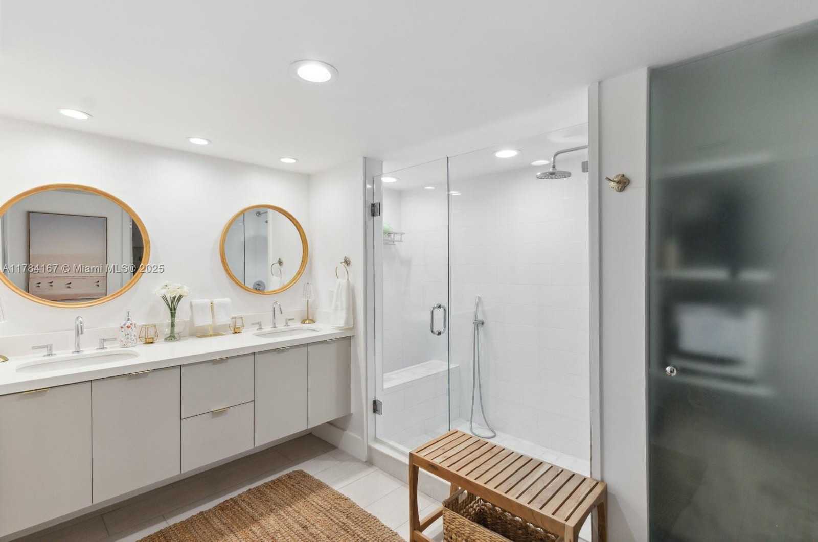 Small Image of 600 GRAPETREE DR #10GN, Key Biscayne Number 19