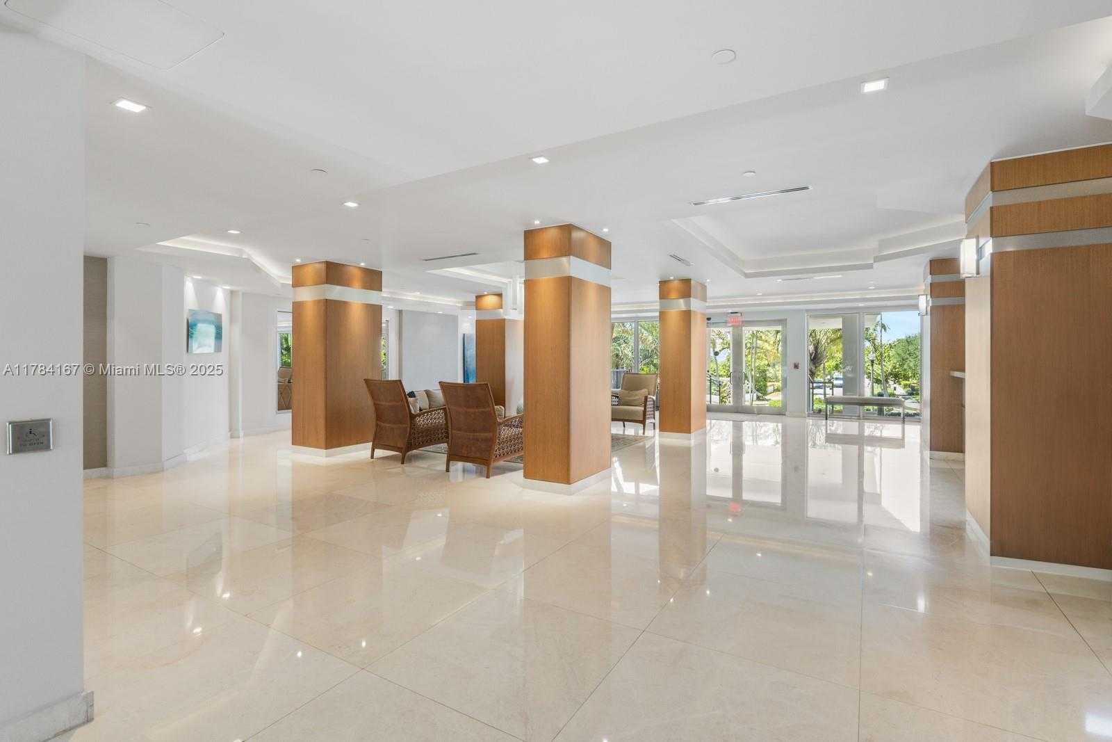 Small Image of 600 GRAPETREE DR #10GN, Key Biscayne Number 28