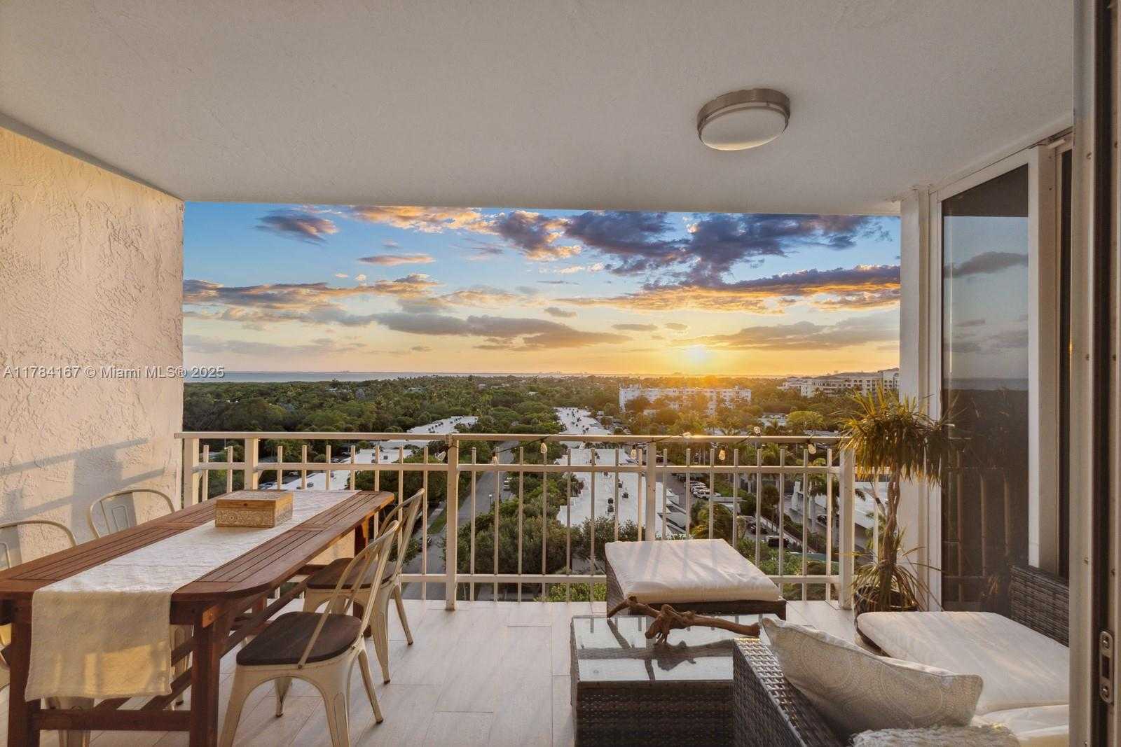 Small Image of 600 GRAPETREE DR #10GN, Key Biscayne Number 5