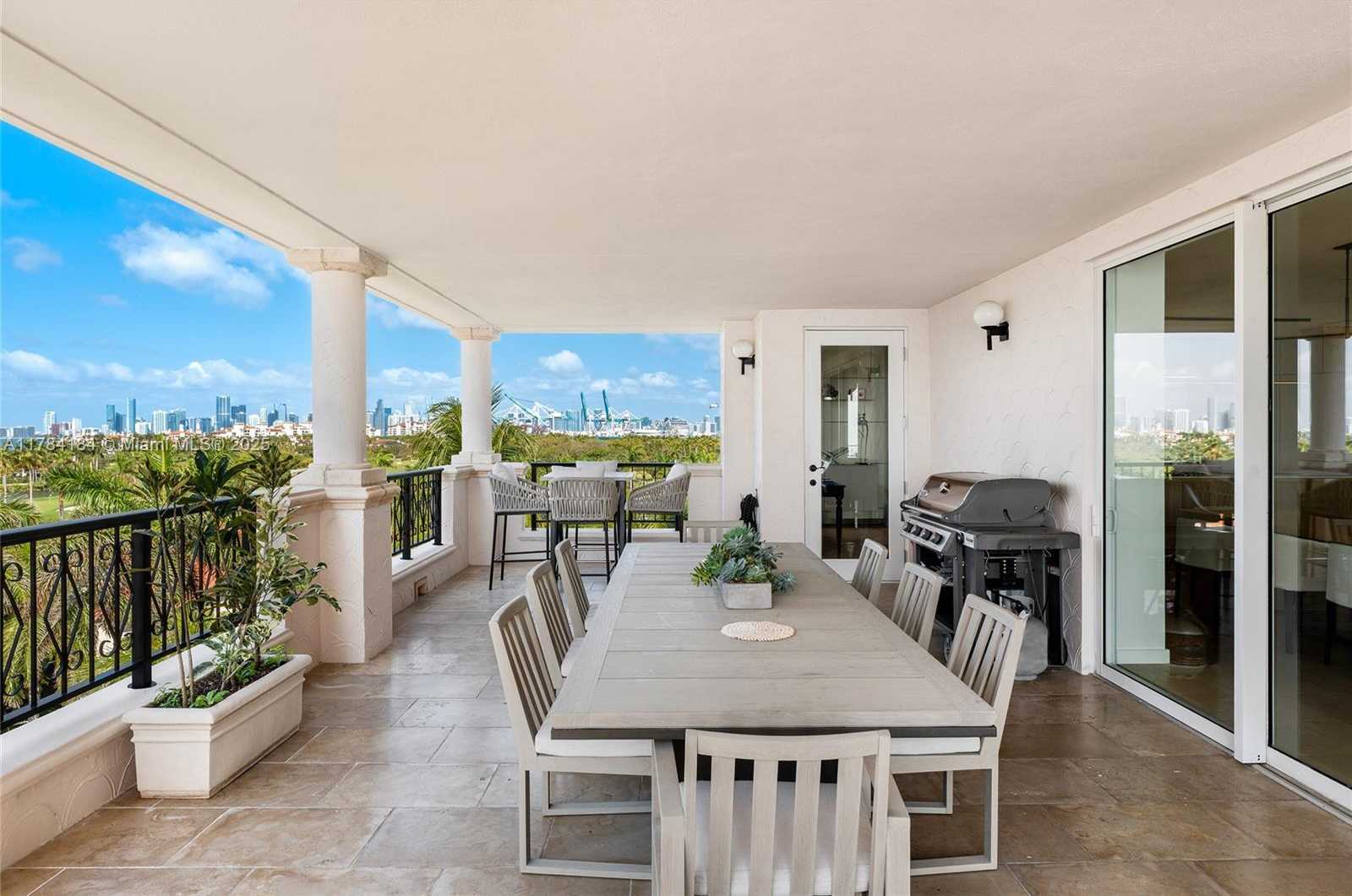 Small Image of 7600 FISHER ISLAND DR #7654, Miami Beach Number 10