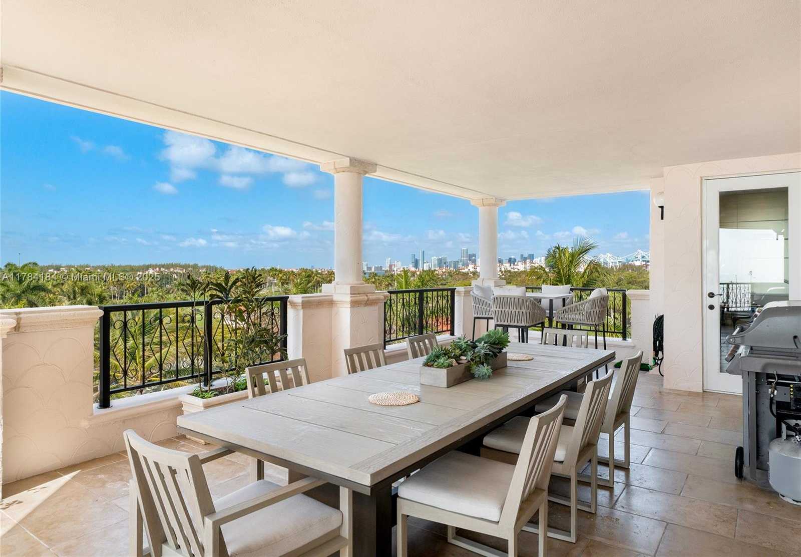 Small Image of 7600 FISHER ISLAND DR #7654, Miami Beach Number 11