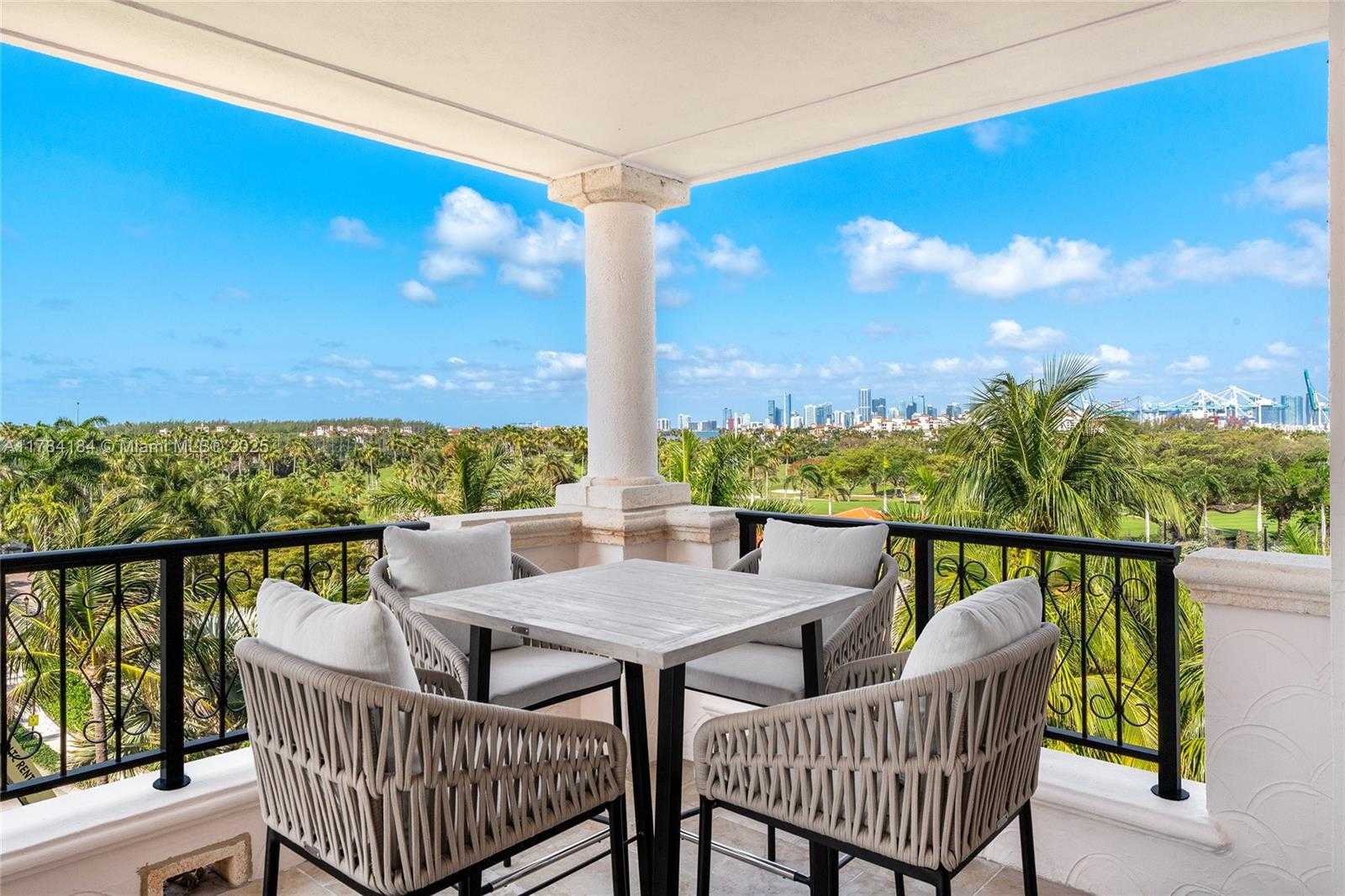 Small Image of 7600 FISHER ISLAND DR #7654, Miami Beach Number 12