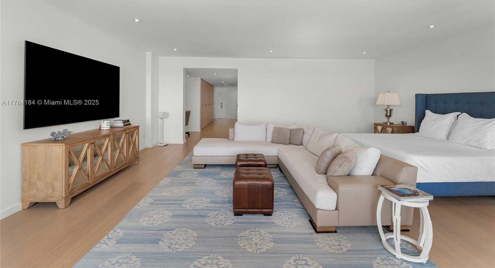 Small Image of 7600 FISHER ISLAND DR #7654, Miami Beach Number 23