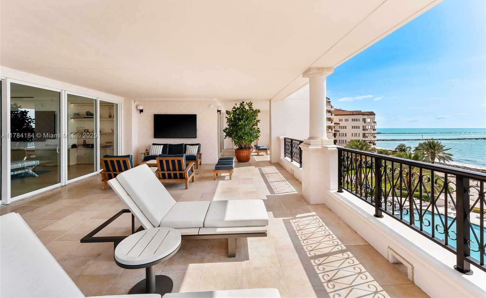 Small Image of 7600 FISHER ISLAND DR #7654, Miami Beach Number 8