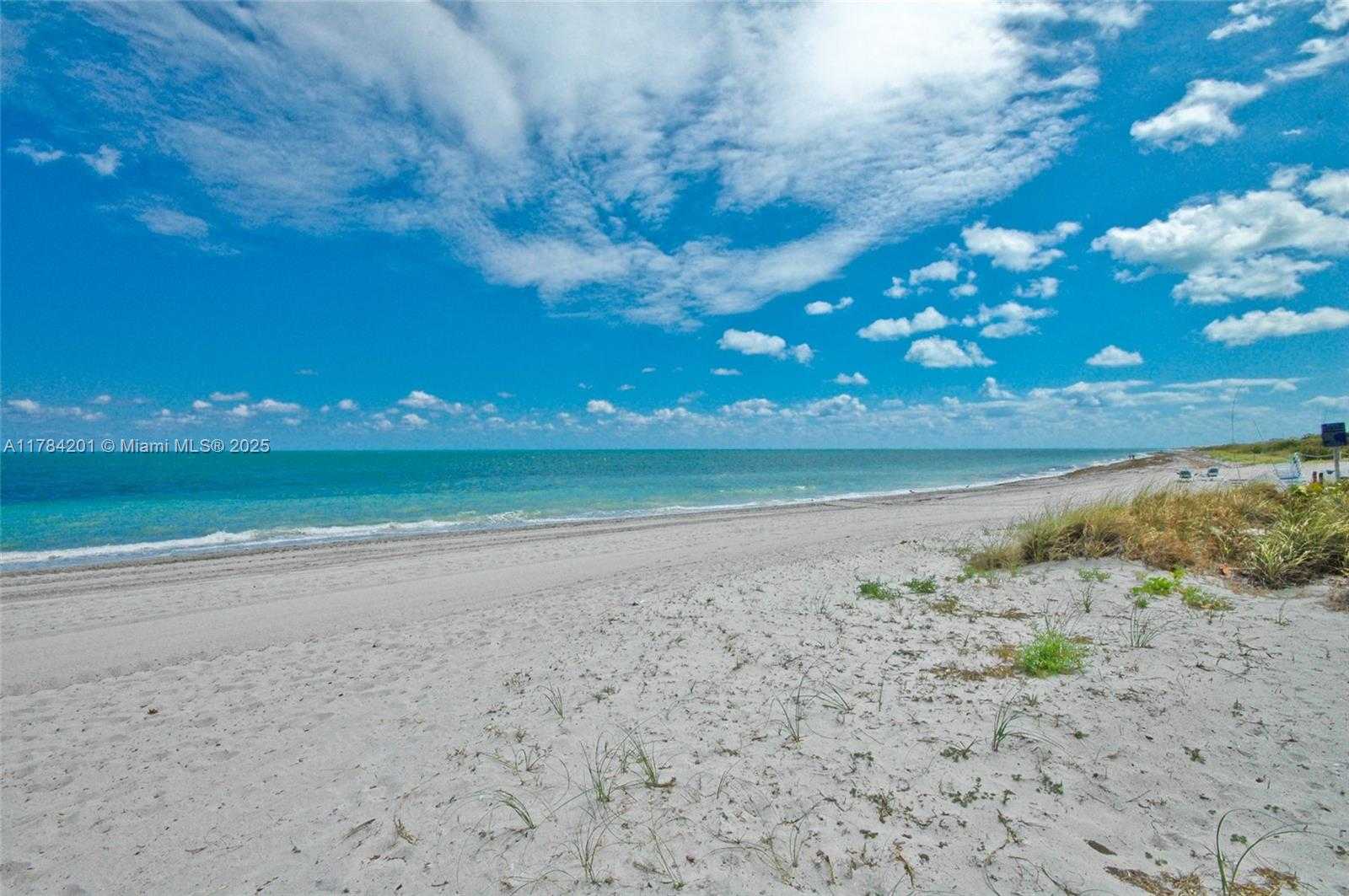 Small Image of 1121 CRANDON BLVD #F206, Key Biscayne Number 15