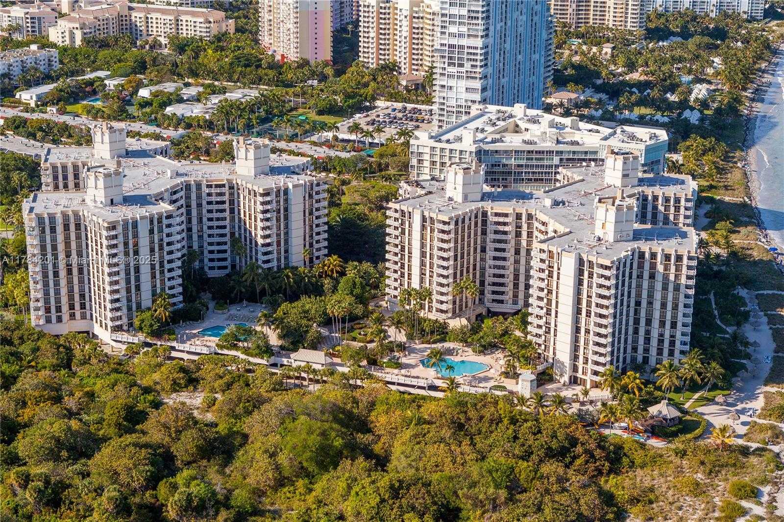 Small Image of 1121 CRANDON BLVD #F206, Key Biscayne Number 28