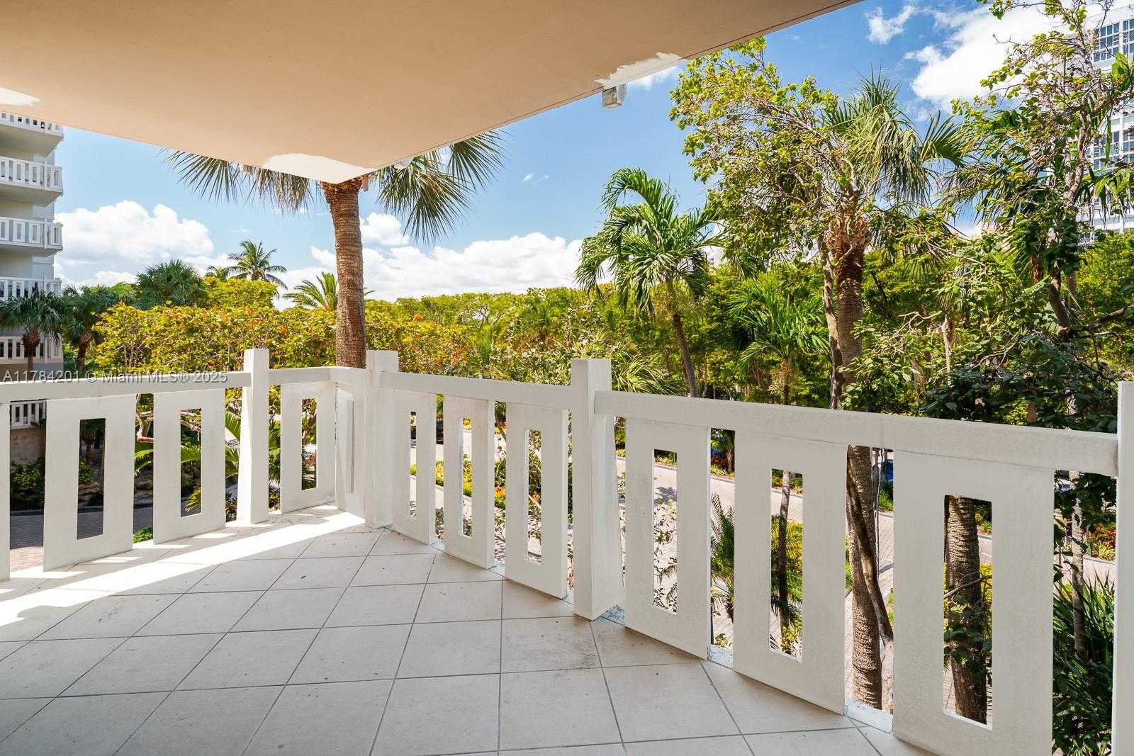 Small Image of 1121 CRANDON BLVD #F206, Key Biscayne Number 4