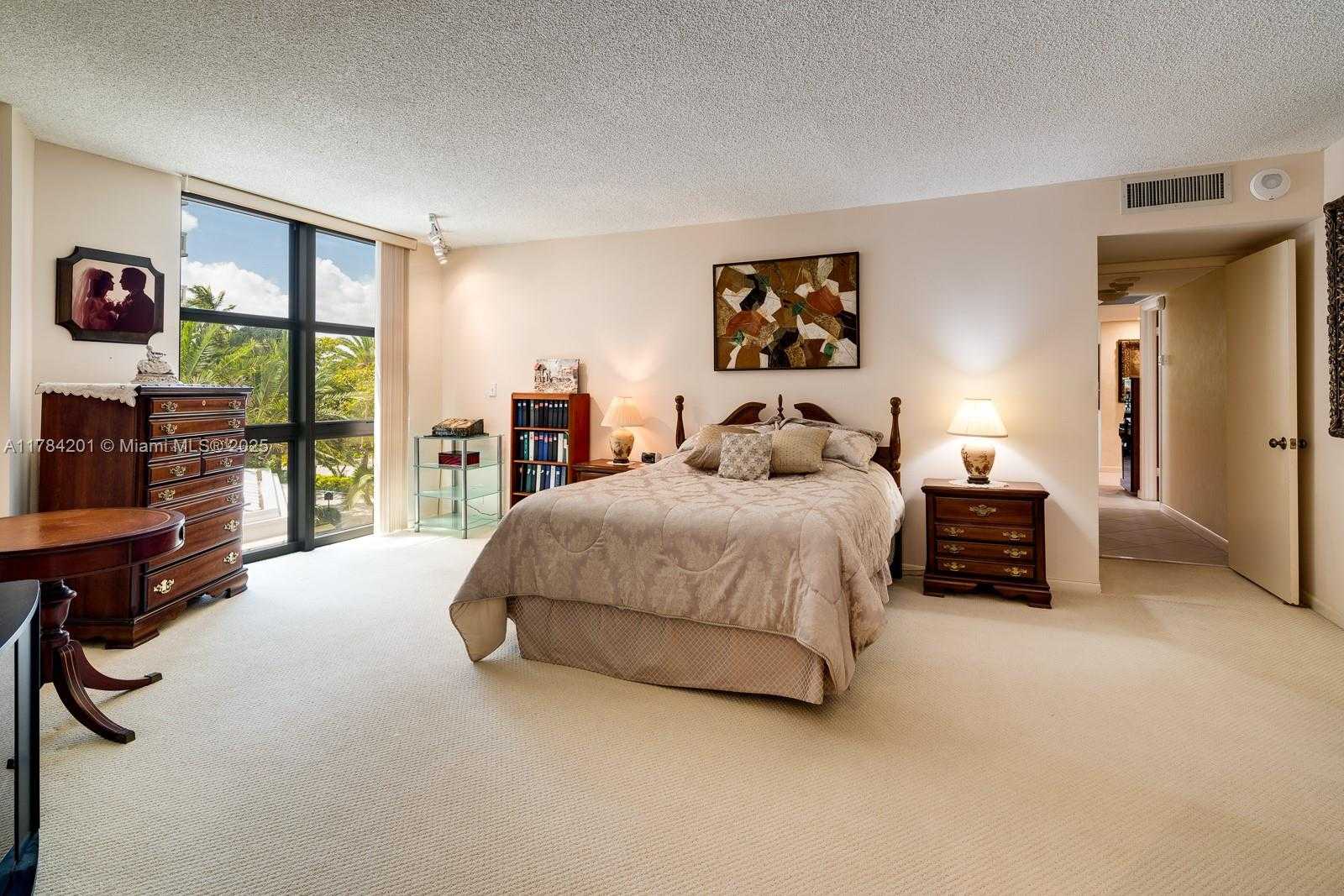 Small Image of 1121 CRANDON BLVD #F206, Key Biscayne Number 9