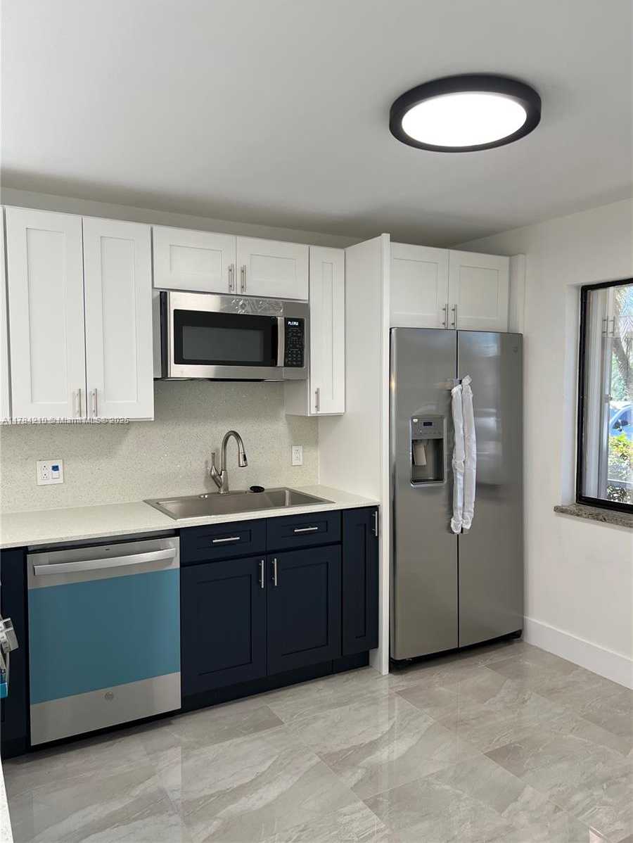 Small Image of 16461 BLATT BLVD #104, Weston Number 17