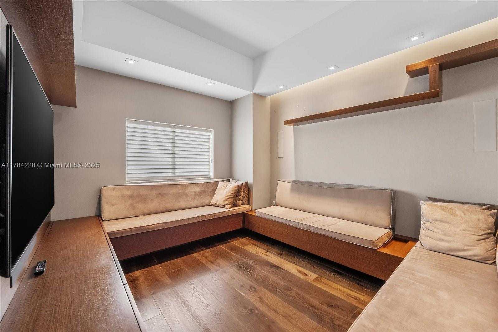 Small Image of 460 NORTH EAST 28TH ST #4104, Miami Number 20