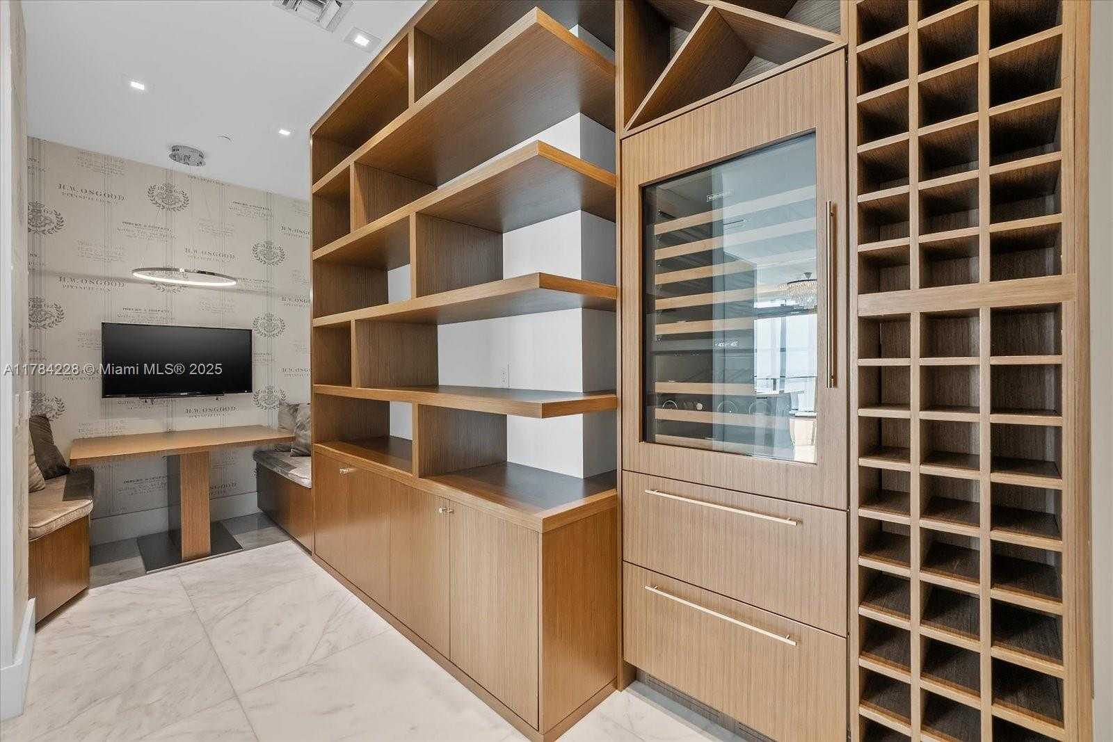 Small Image of 460 NORTH EAST 28TH ST #4104, Miami Number 23