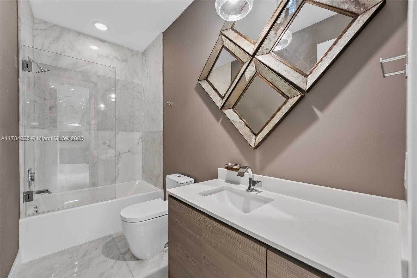 Small Image of 460 NORTH EAST 28TH ST #4104, Miami Number 24