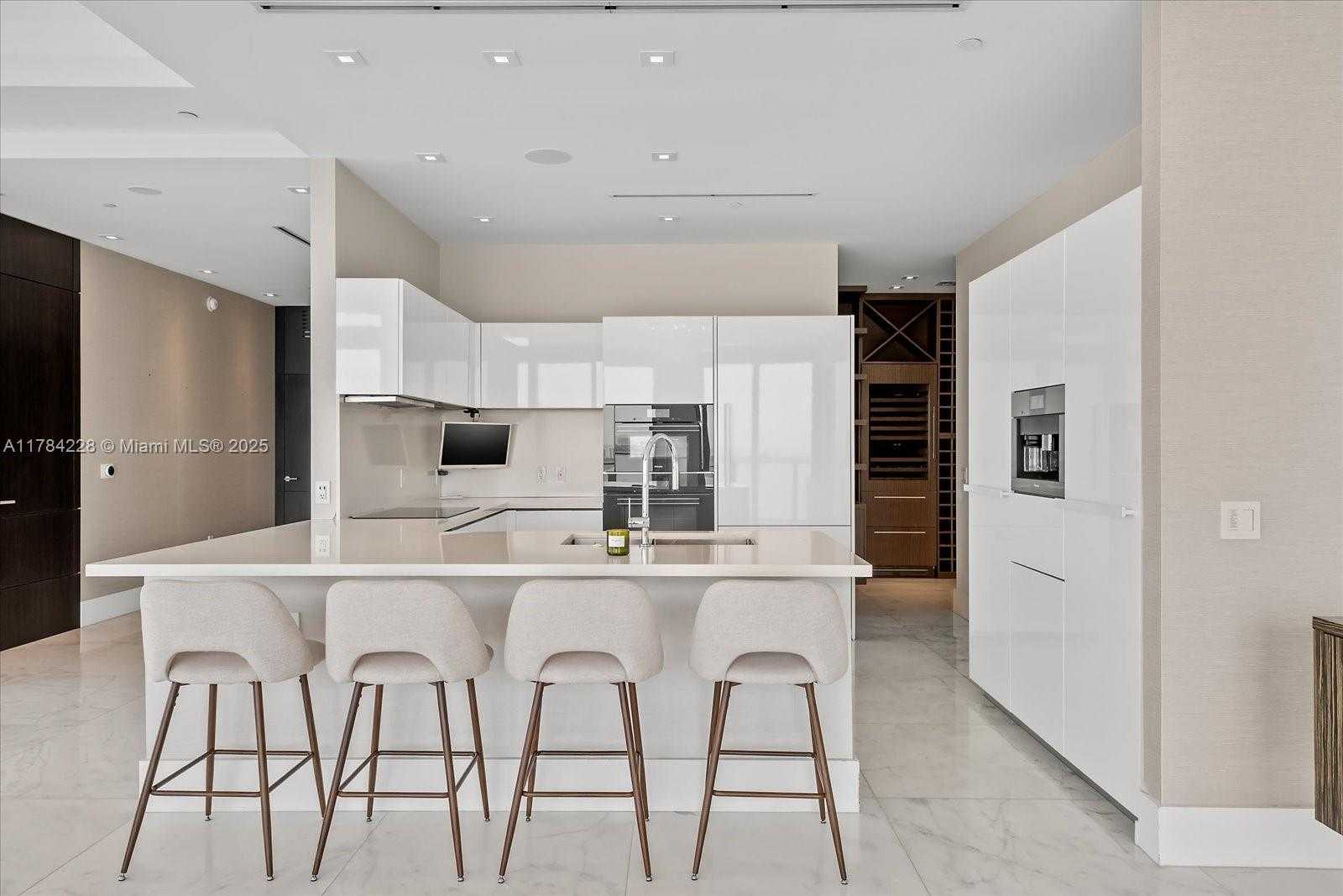 Small Image of 460 NORTH EAST 28TH ST #4104, Miami Number 8