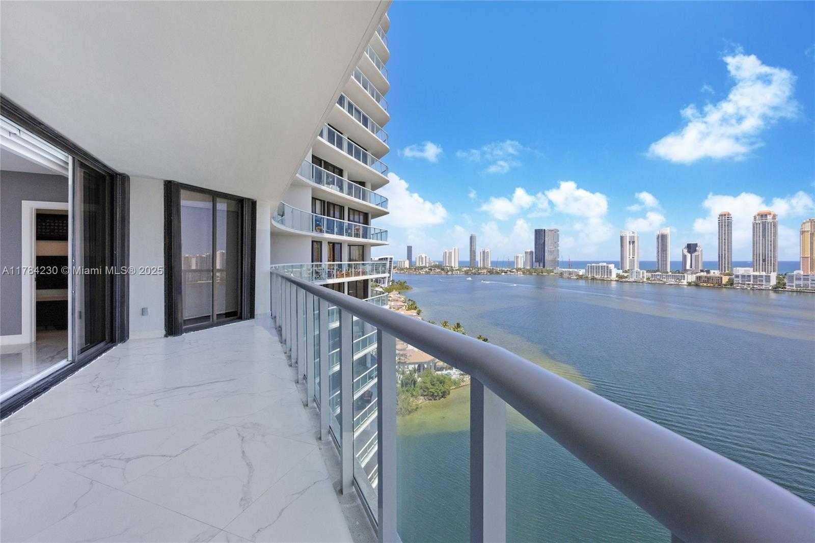 Small Image of 4000 ISLAND BLVD #2002, Aventura Number 16