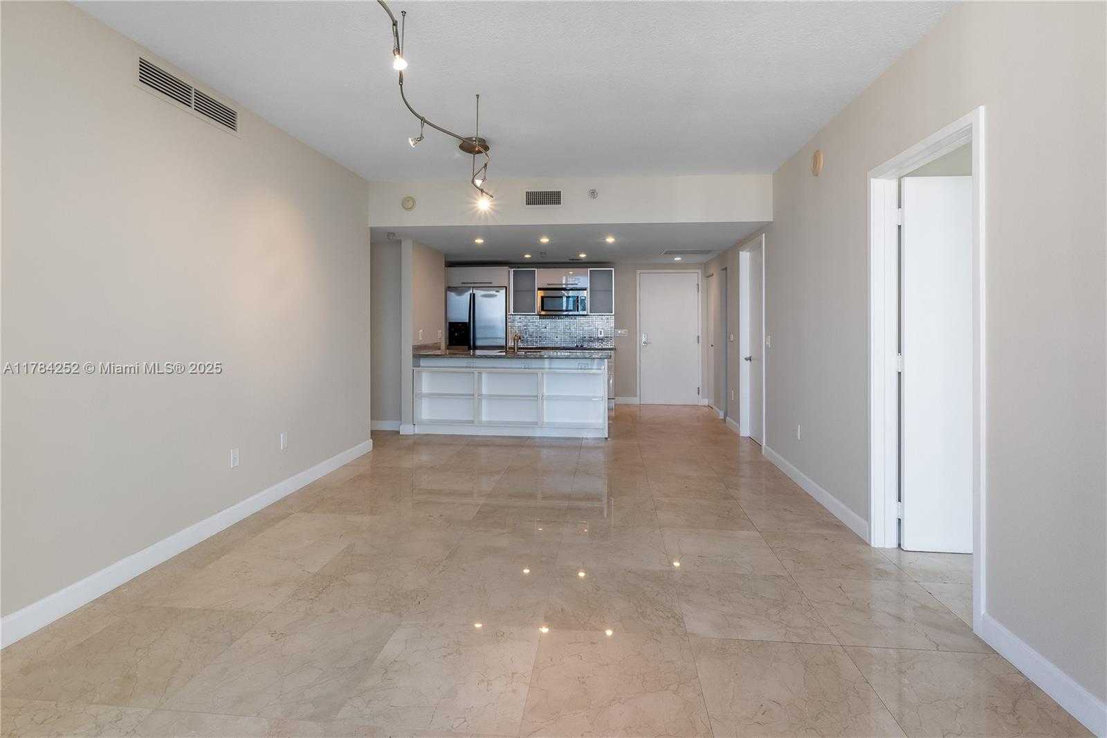 Small Image of 185 SOUTH WEST 7TH ST #4209, Miami Number 2