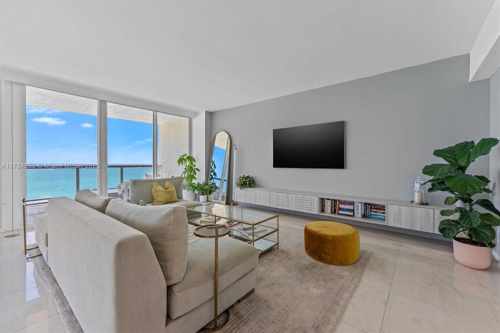 Small Image of 7330 OCEAN TER #20-B, Miami Beach Number 3