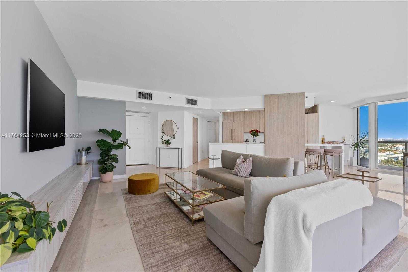 Small Image of 7330 OCEAN TER #20-B, Miami Beach Number 5