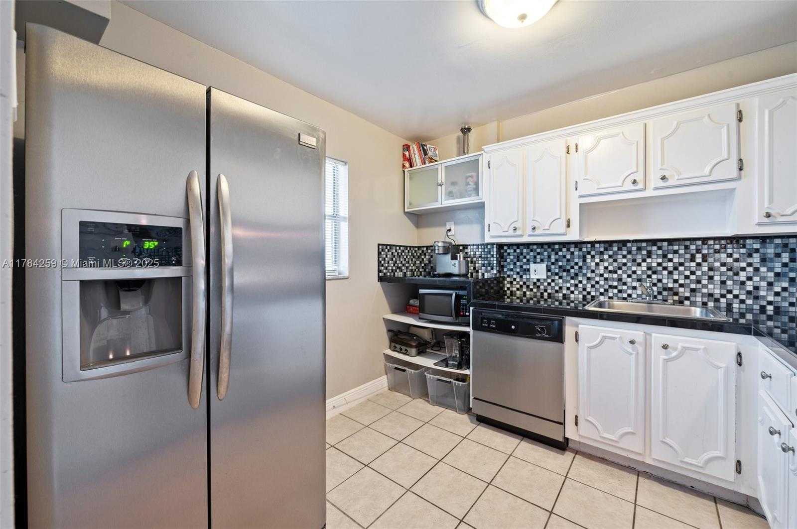 Small Image of 3000 RIVERSIDE DR #309-1, Coral Springs Number 2