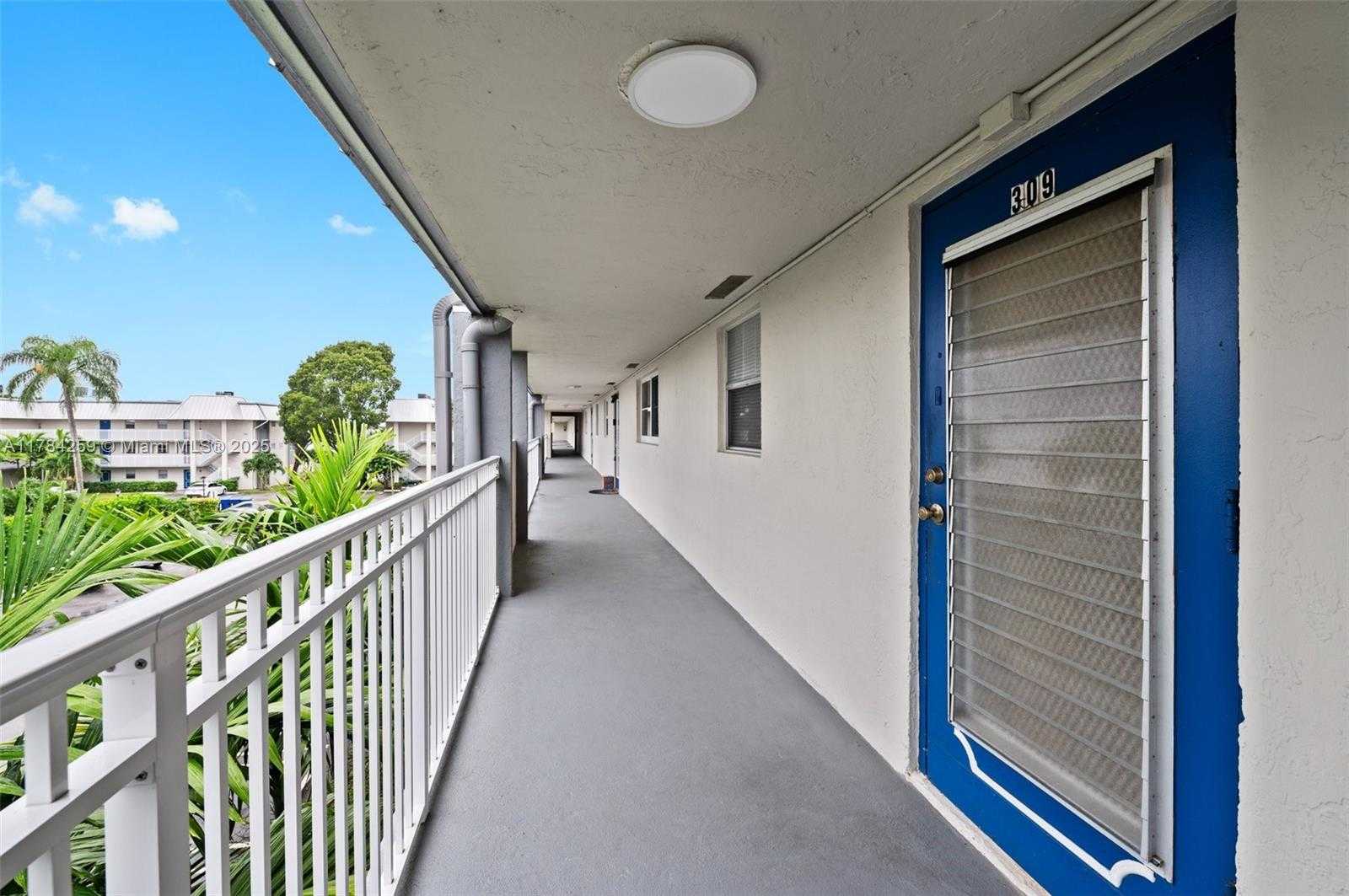 Small Image of 3000 RIVERSIDE DR #309-1, Coral Springs Number 21