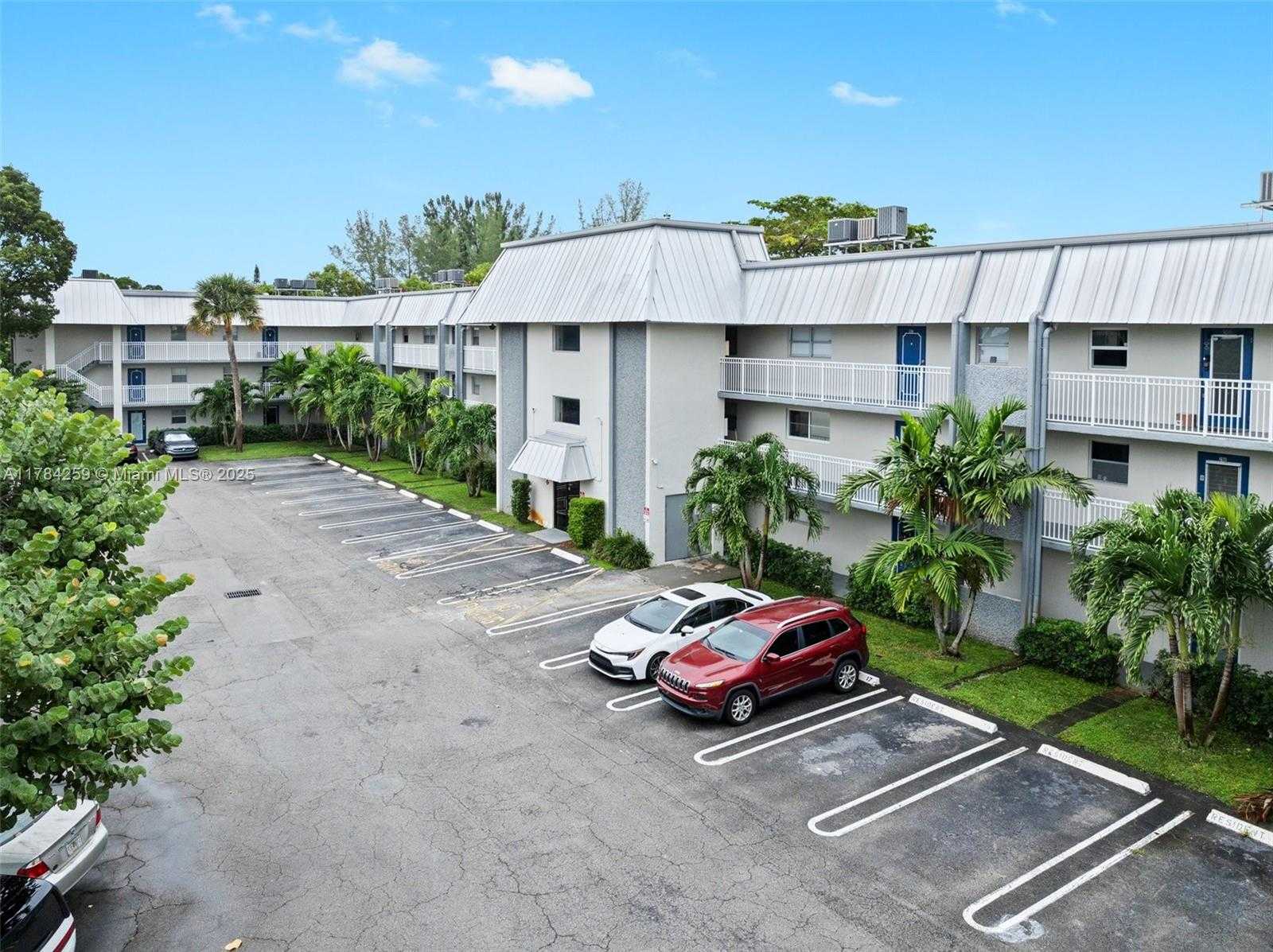 Small Image of 3000 RIVERSIDE DR #309-1, Coral Springs Number 22