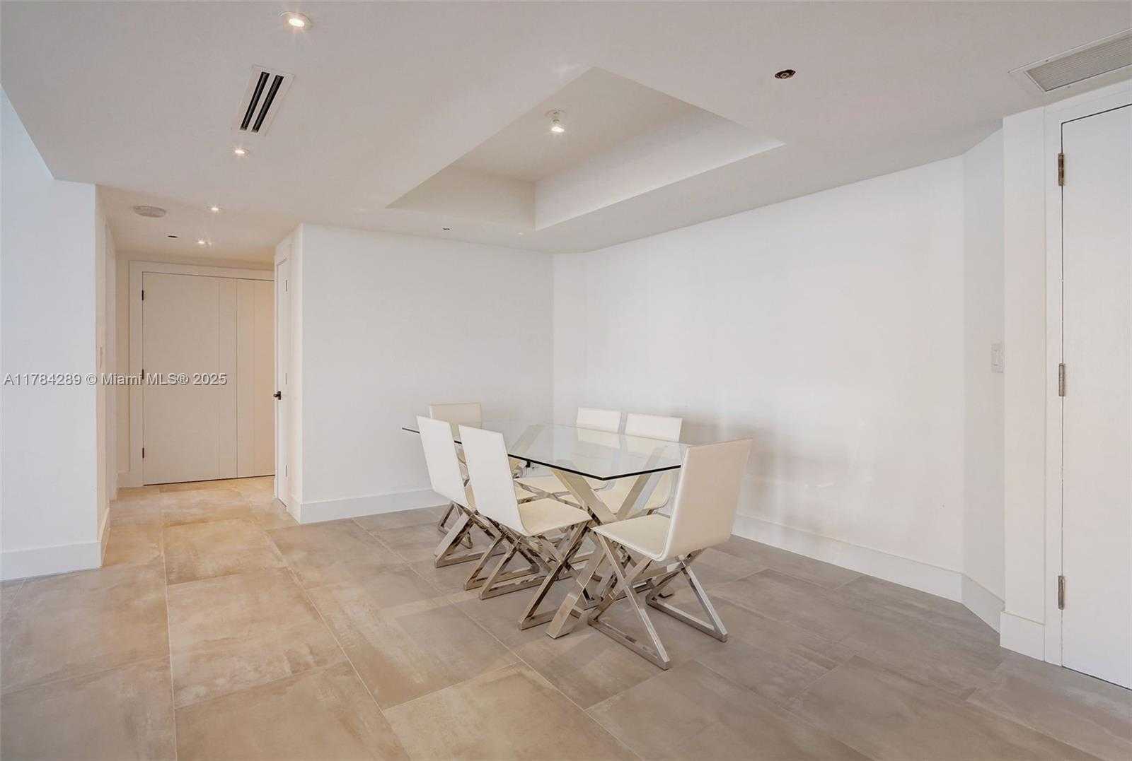 Small Image of 20191 EAST COUNTRY CLUB DR #802, Aventura Number 5