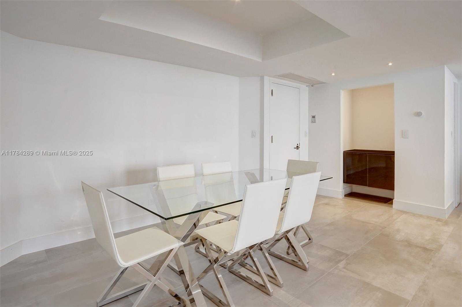Small Image of 20191 EAST COUNTRY CLUB DR #802, Aventura Number 6