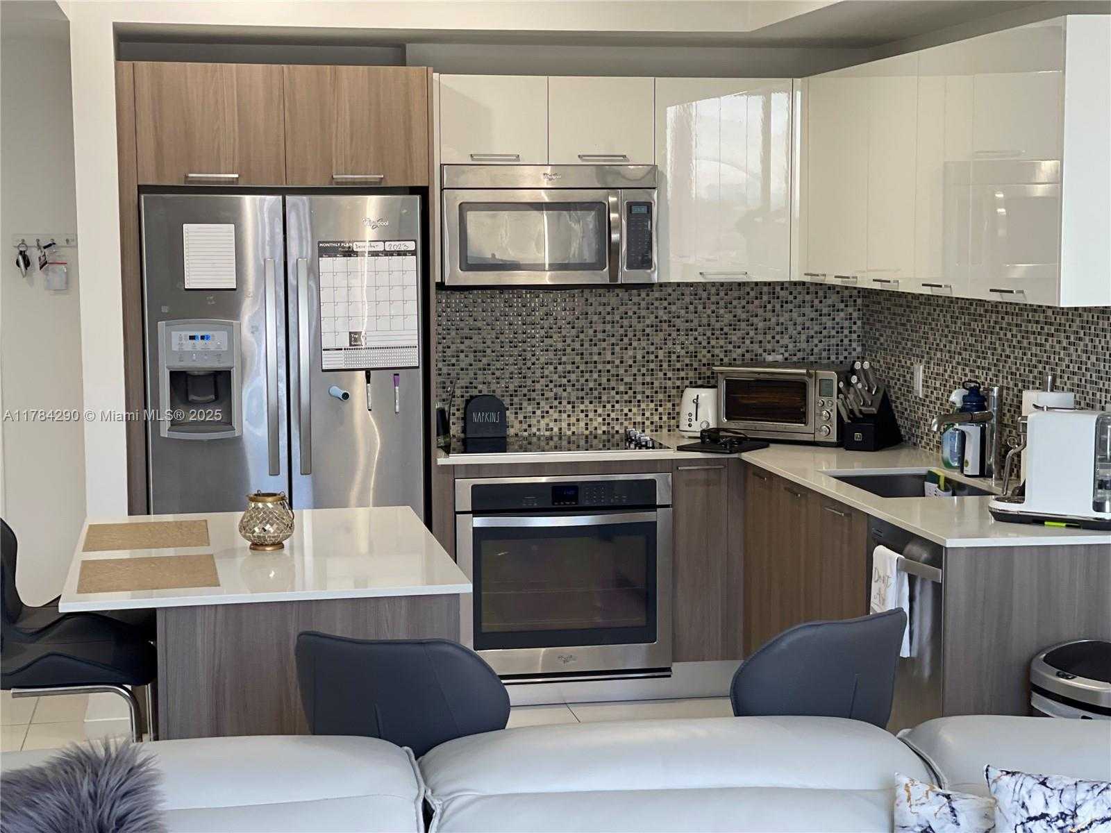 Small Image of 5300 PASEO BLVD #1205, Doral Number 13