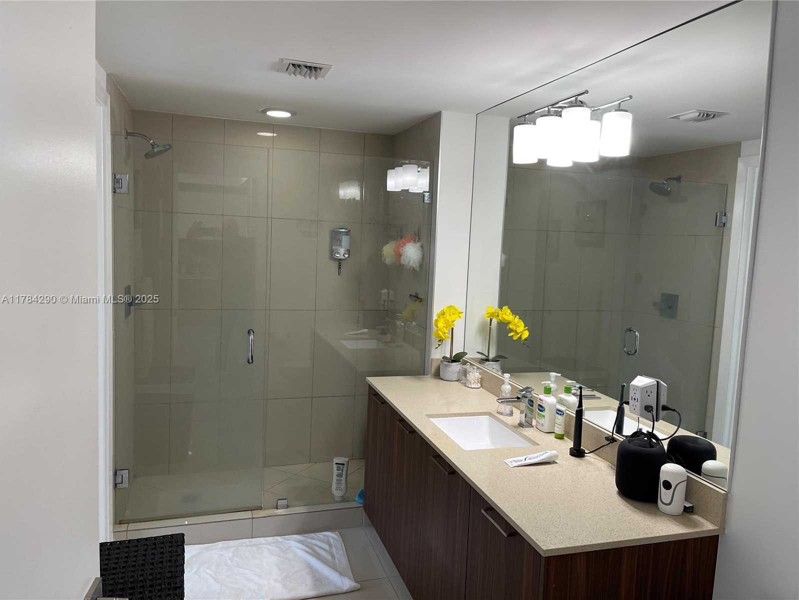 Small Image of 5300 PASEO BLVD #1205, Doral Number 15