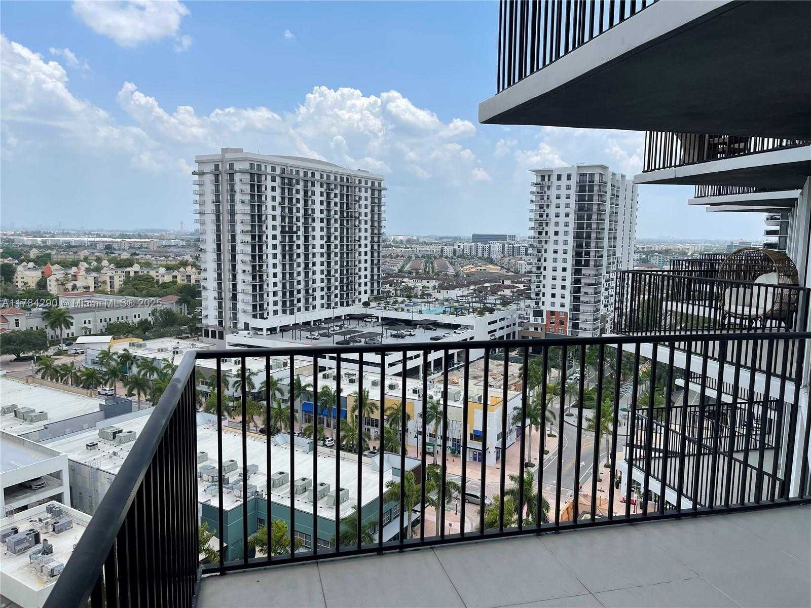 Small Image of 5300 PASEO BLVD #1205, Doral Number 7