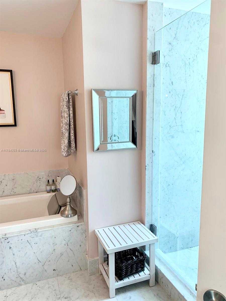 Small Image of 253 NORTH EAST 2ND ST #1008, Miami Number 13