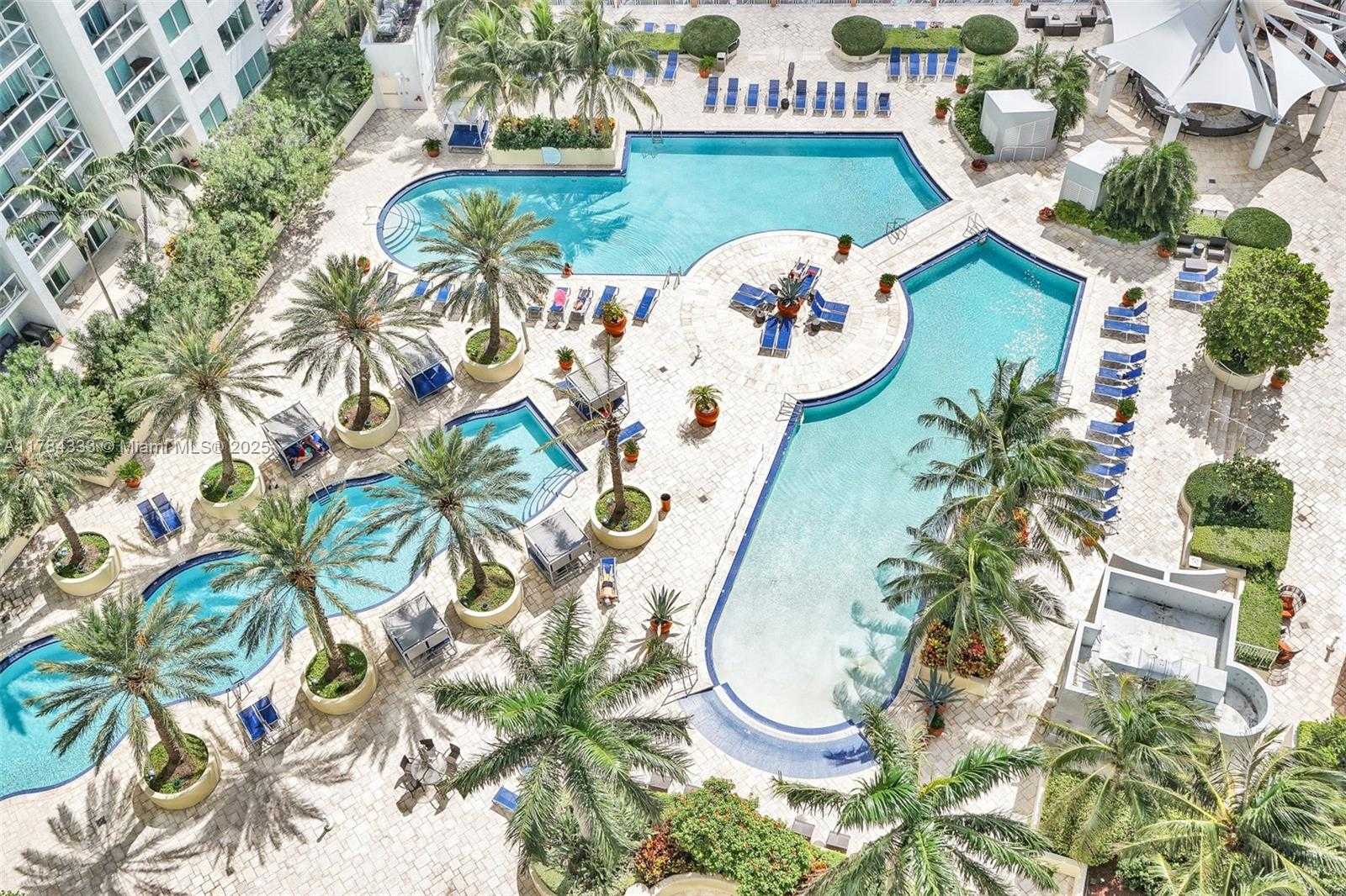 Small Image of 253 NORTH EAST 2ND ST #1008, Miami Number 16