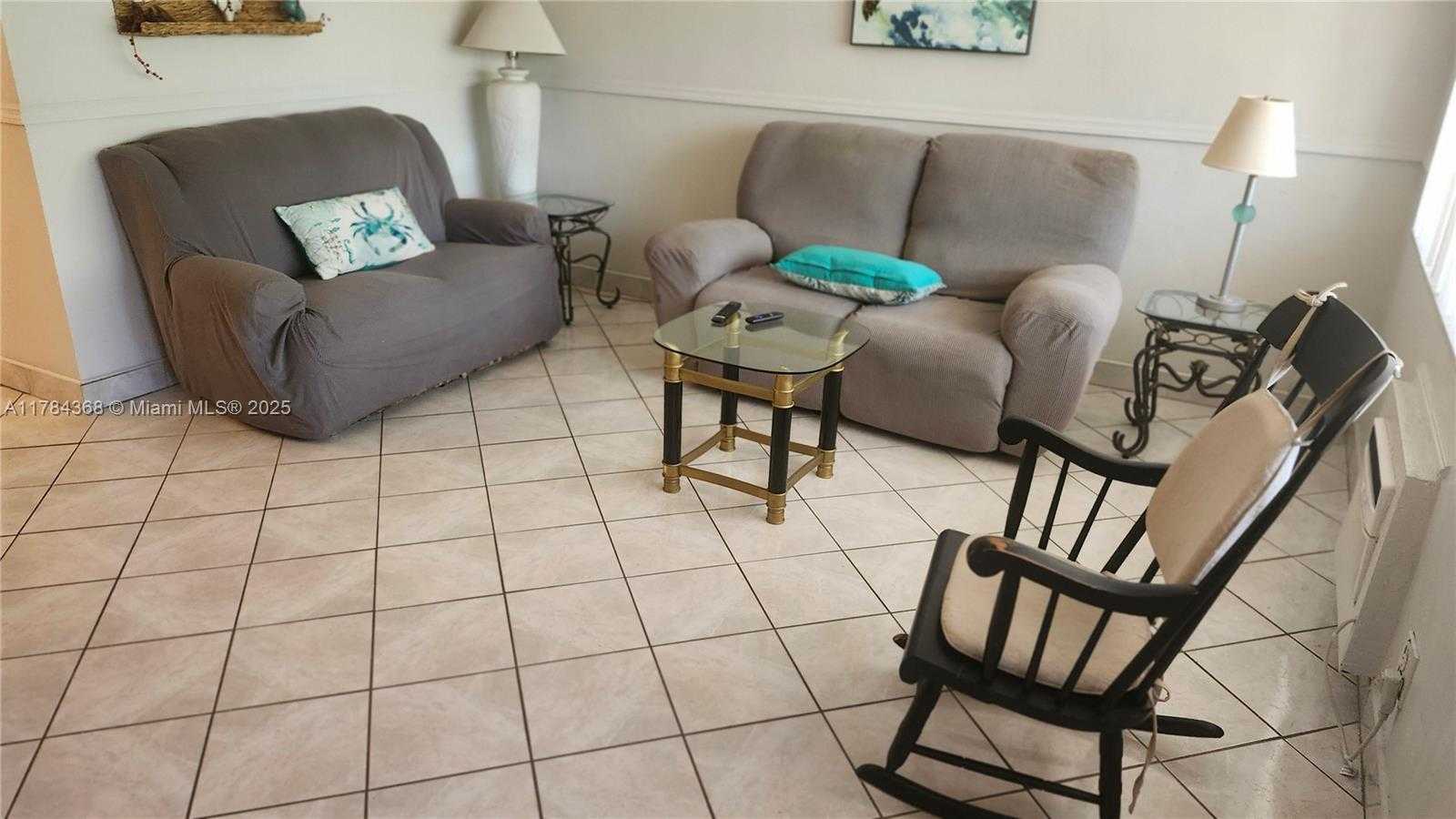 Small Image of 900 SOUTH WEST 10TH TER #21S, Hallandale Beach Number 12