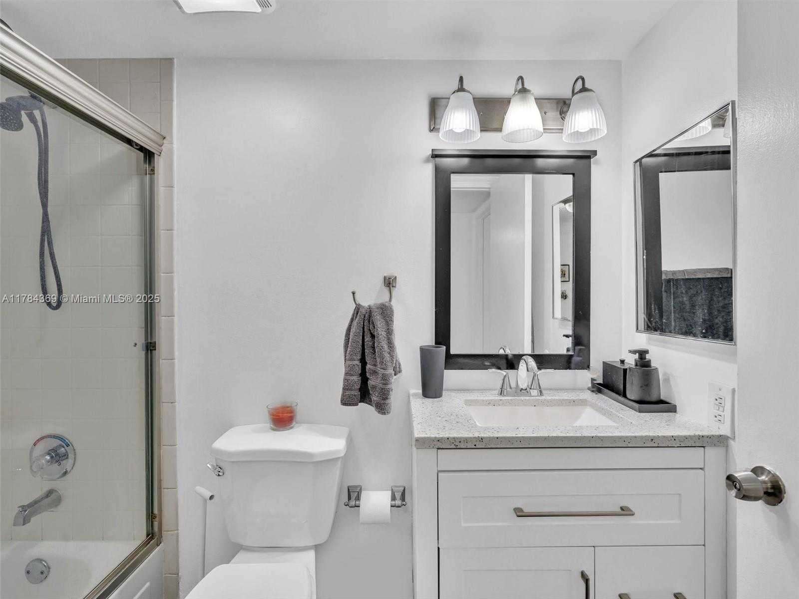 Small Image of 800 NORTH MIAMI AVE #E1204, Miami Number 17