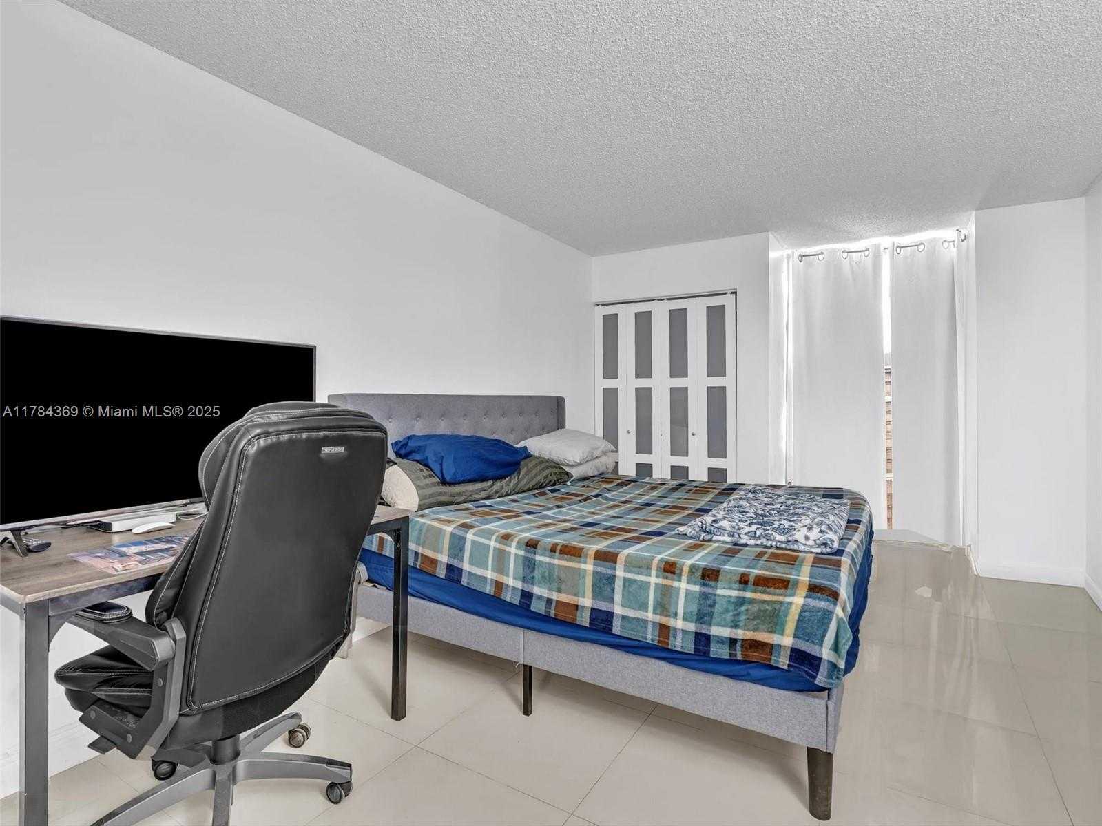 Small Image of 800 NORTH MIAMI AVE #E1204, Miami Number 21