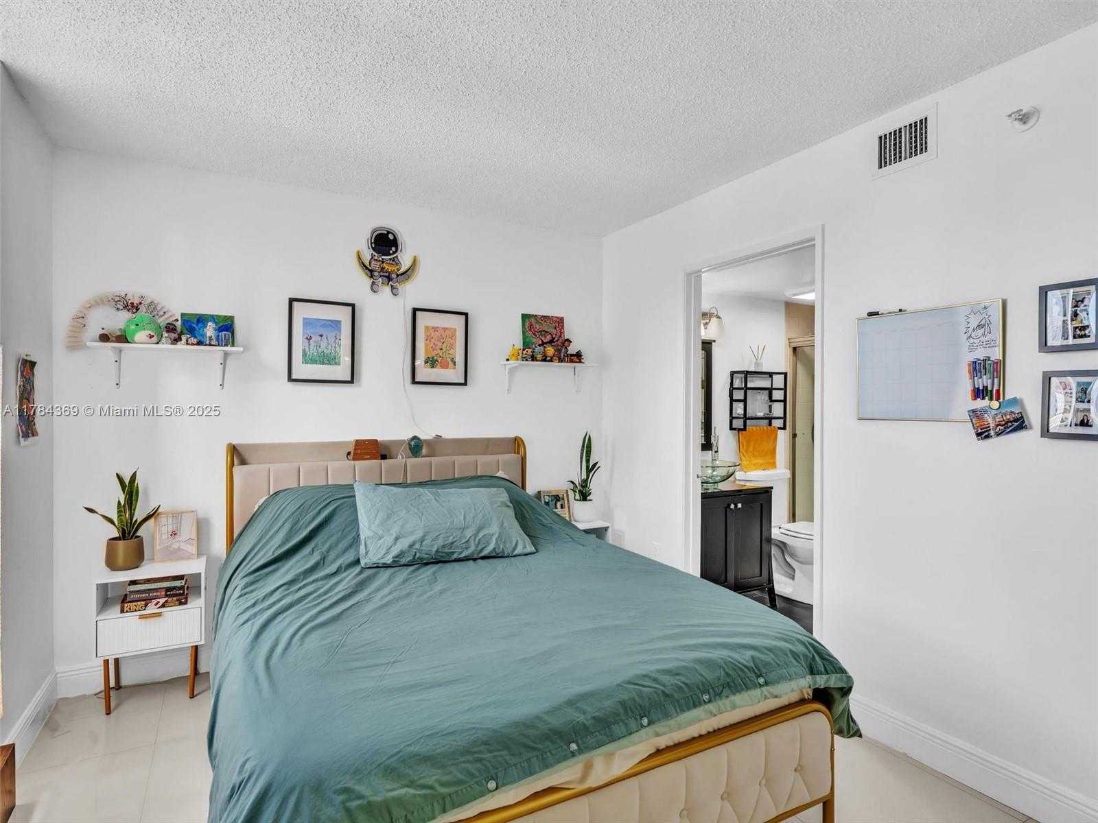 Small Image of 800 NORTH MIAMI AVE #E1204, Miami Number 23