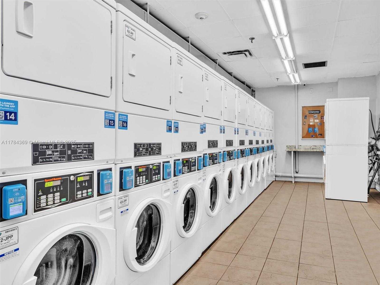 Small Image of 800 NORTH MIAMI AVE #E1204, Miami Number 29