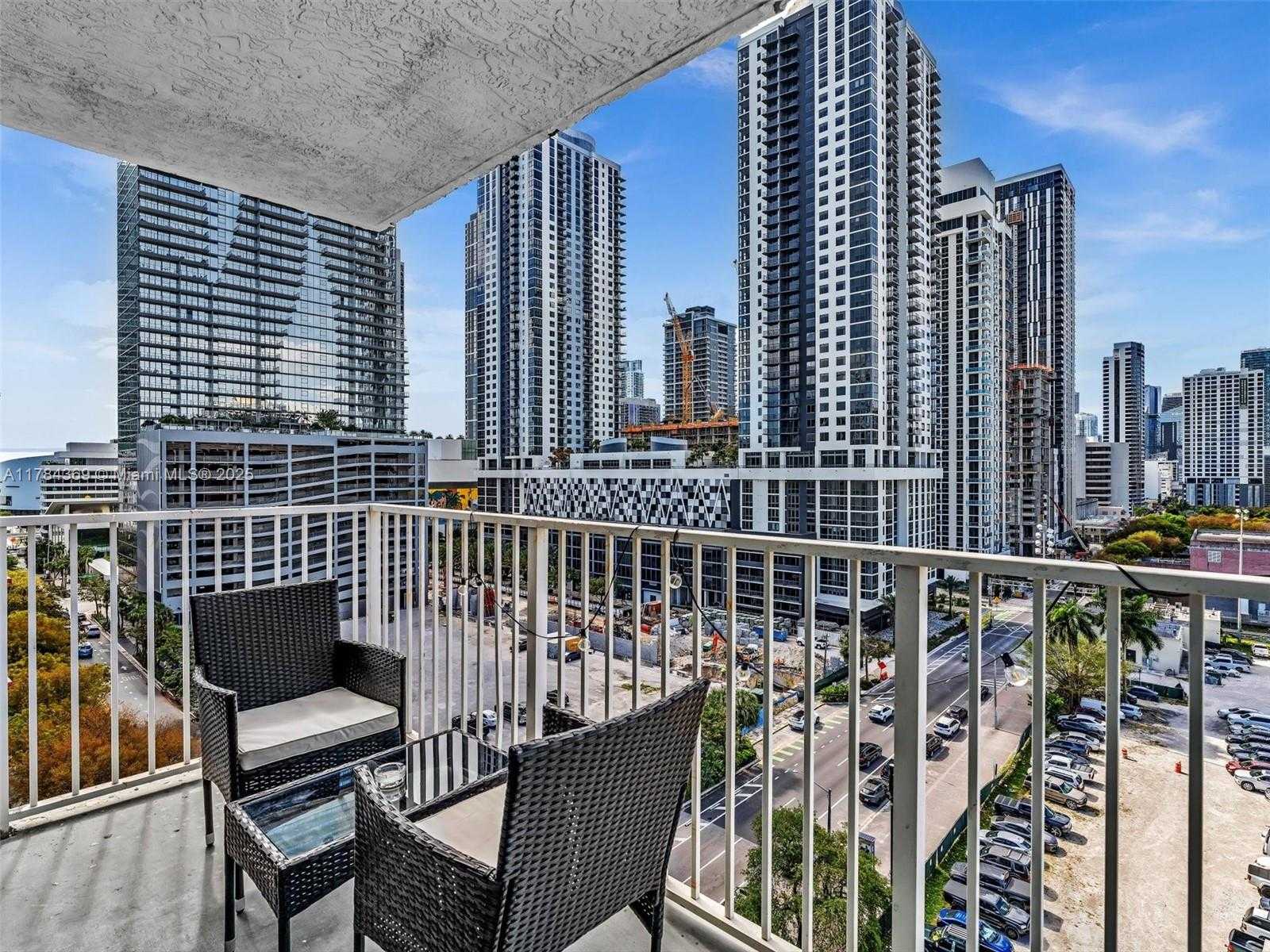 Small Image of 800 NORTH MIAMI AVE #E1204, Miami Number 4