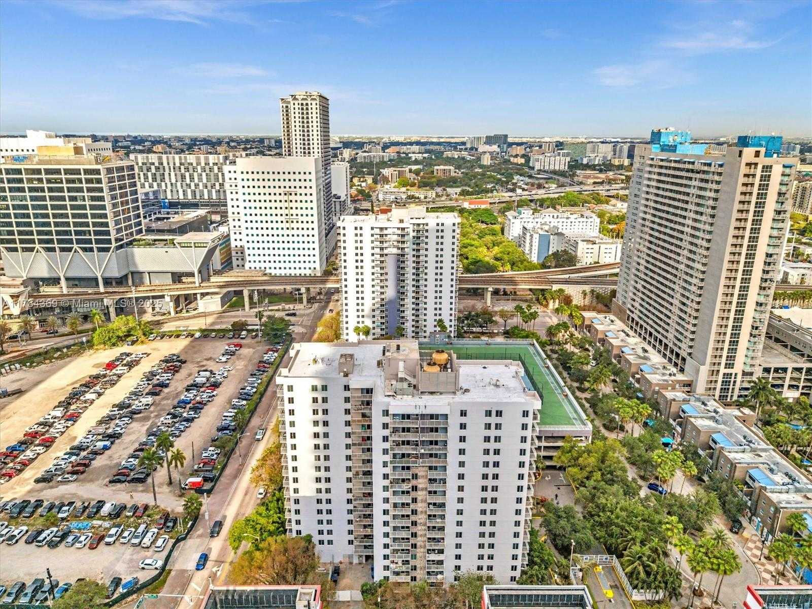 Small Image of 800 NORTH MIAMI AVE #E1204, Miami Number 40