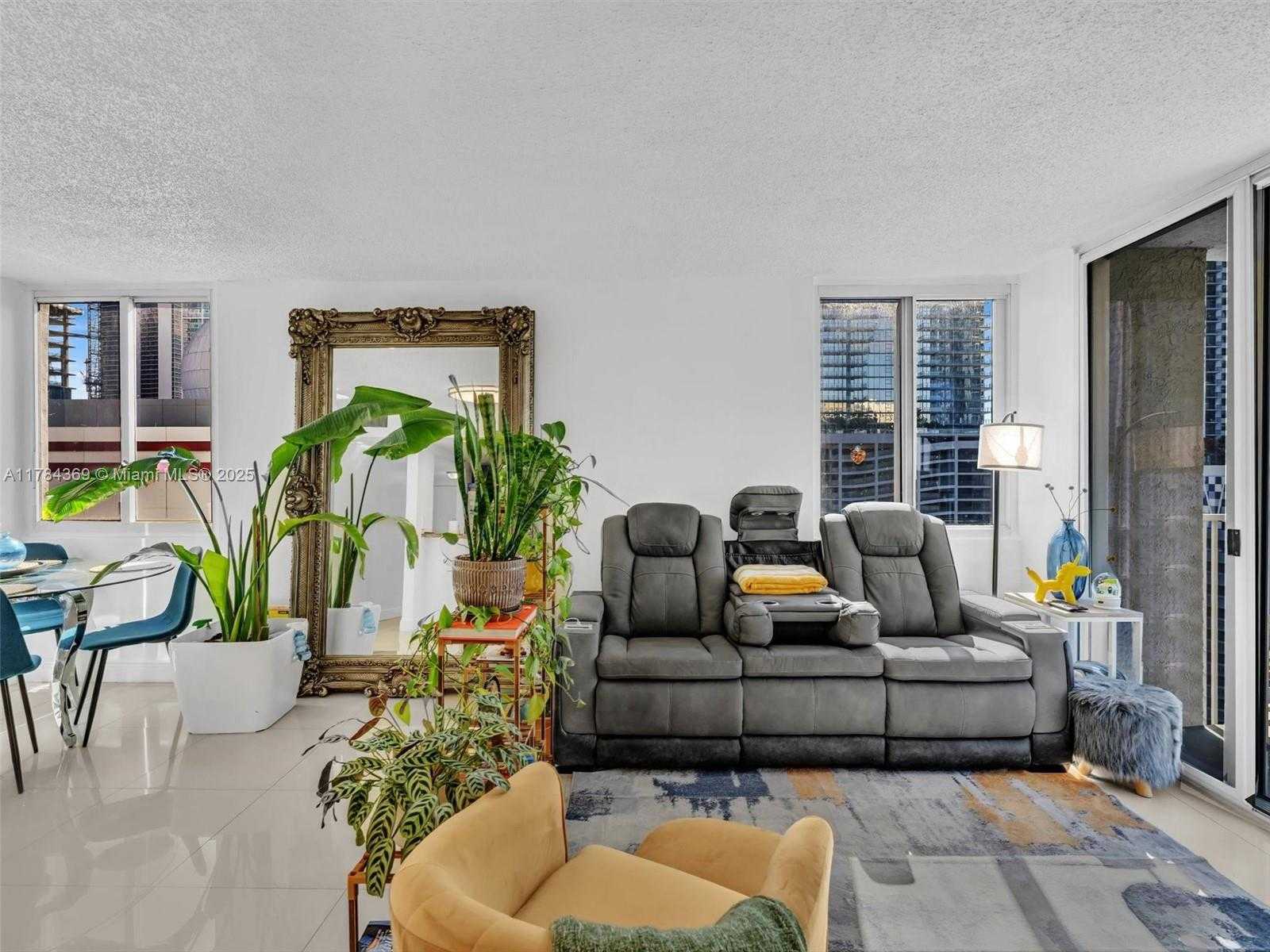 Small Image of 800 NORTH MIAMI AVE #E1204, Miami Number 6