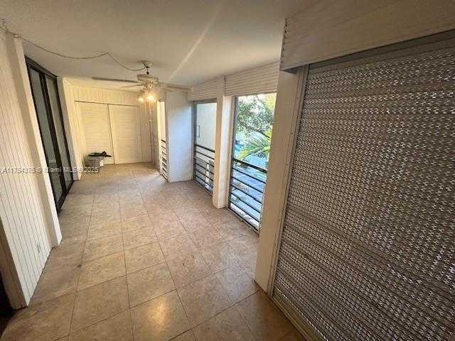 Small Image of 20200 WEST COUNTRY CLUB DR #PH16, Aventura Number 18