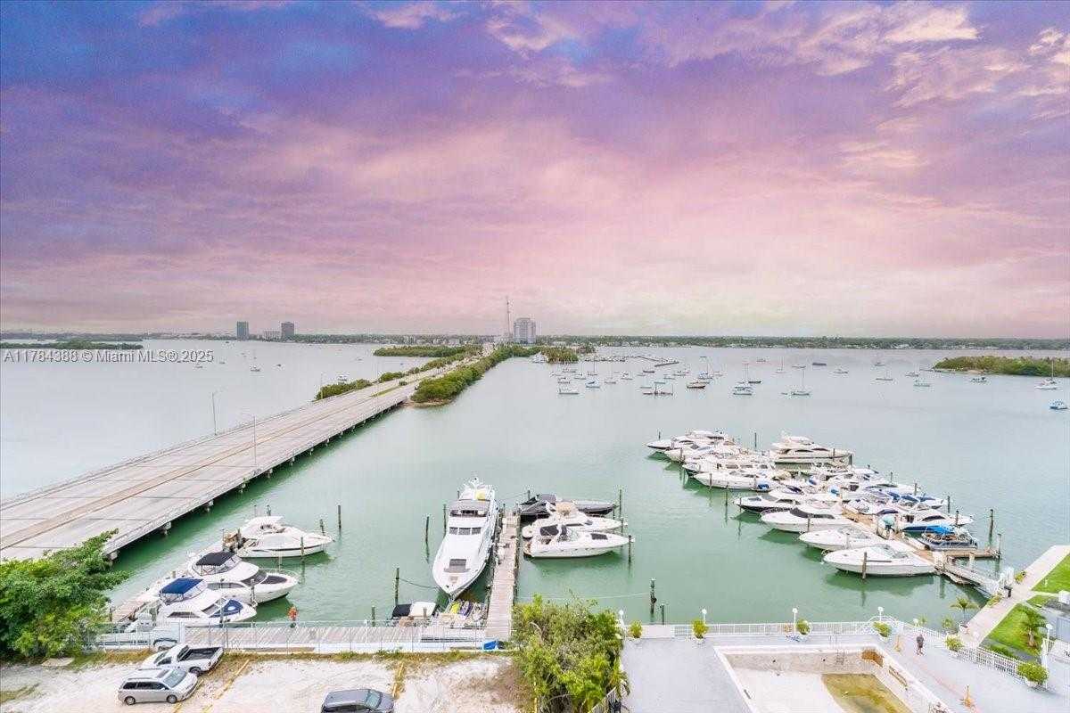 Small Image of 7904 WEST DR #1004, North Bay Village Number 5
