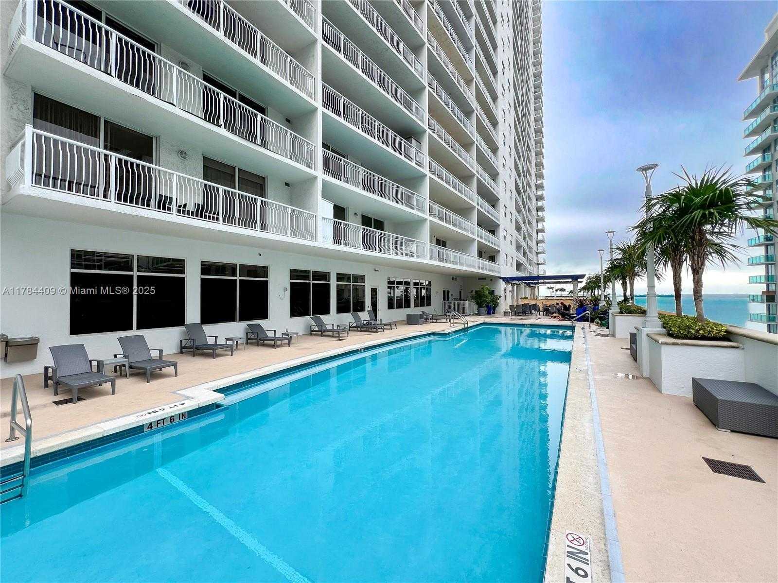 Small Image of 1200 BRICKELL BAY DR #1504, Miami Number 15