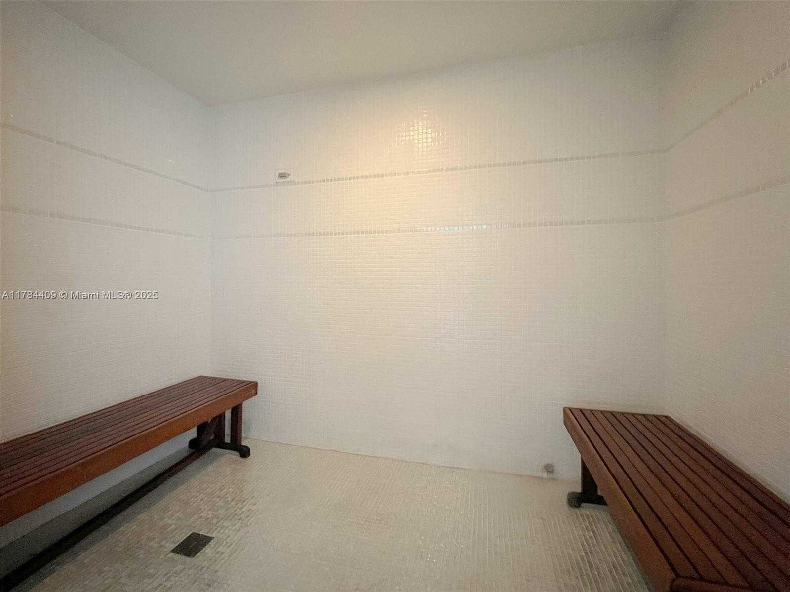 Small Image of 1200 BRICKELL BAY DR #1504, Miami Number 22
