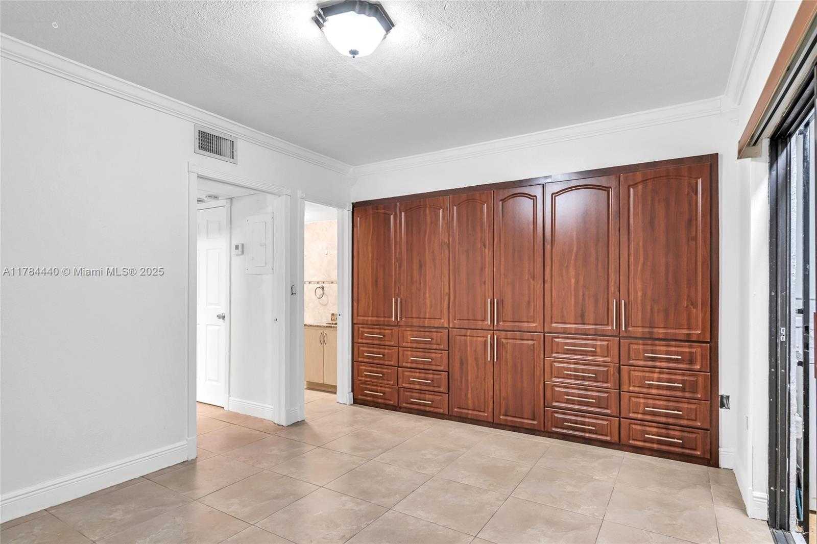 Small Image of 2170 WEST 60TH ST #16108, Hialeah Number 21