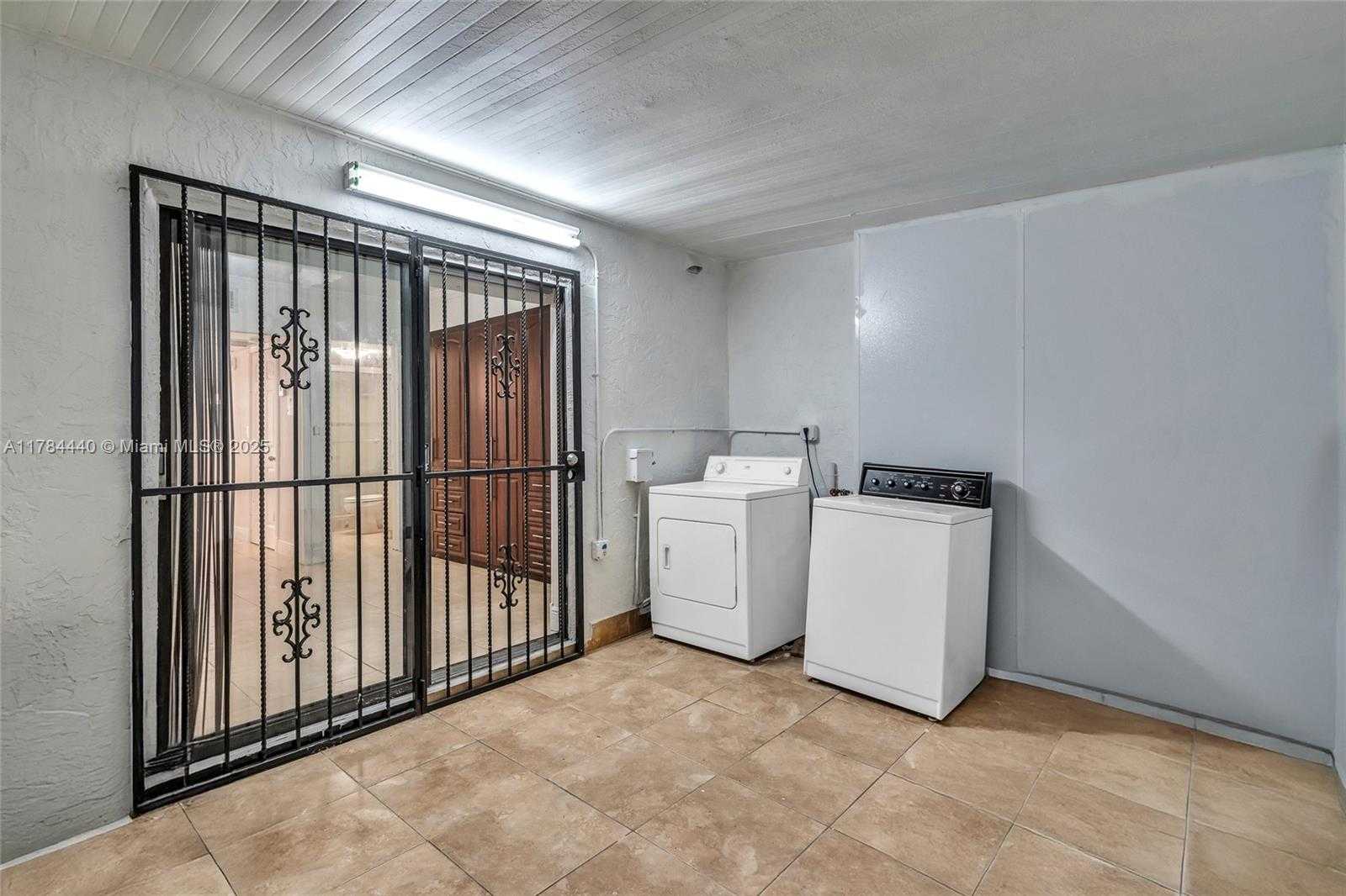 Small Image of 2170 WEST 60TH ST #16108, Hialeah Number 28