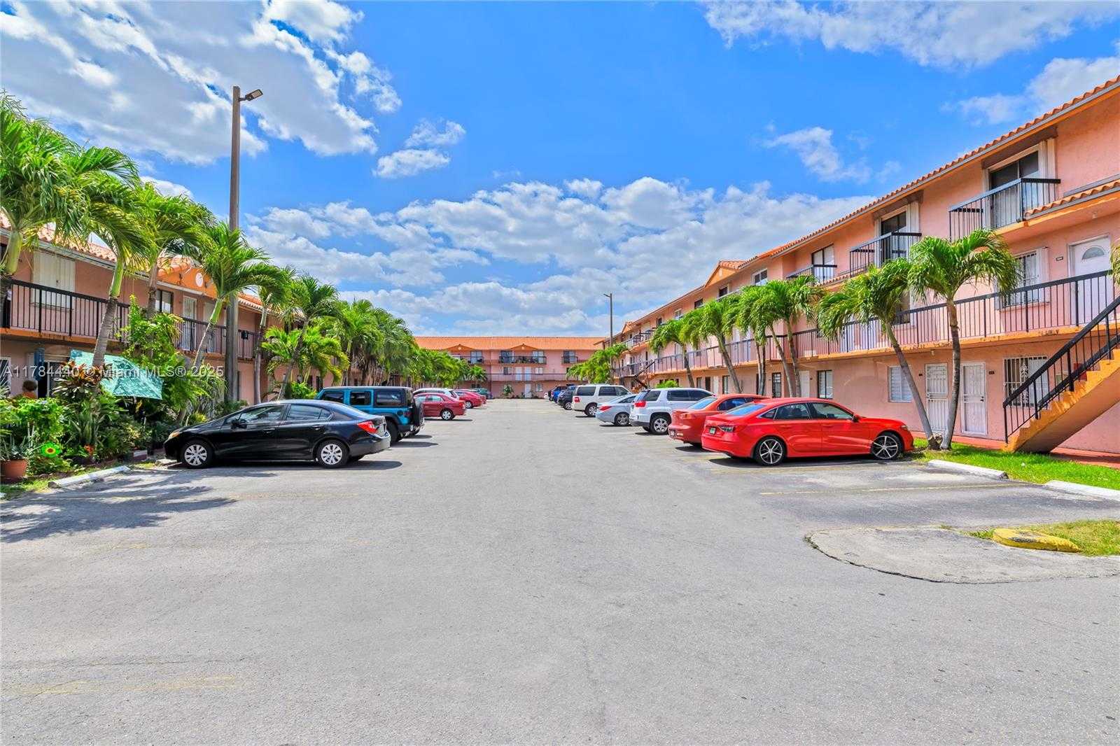 Small Image of 2170 WEST 60TH ST #16108, Hialeah Number 4