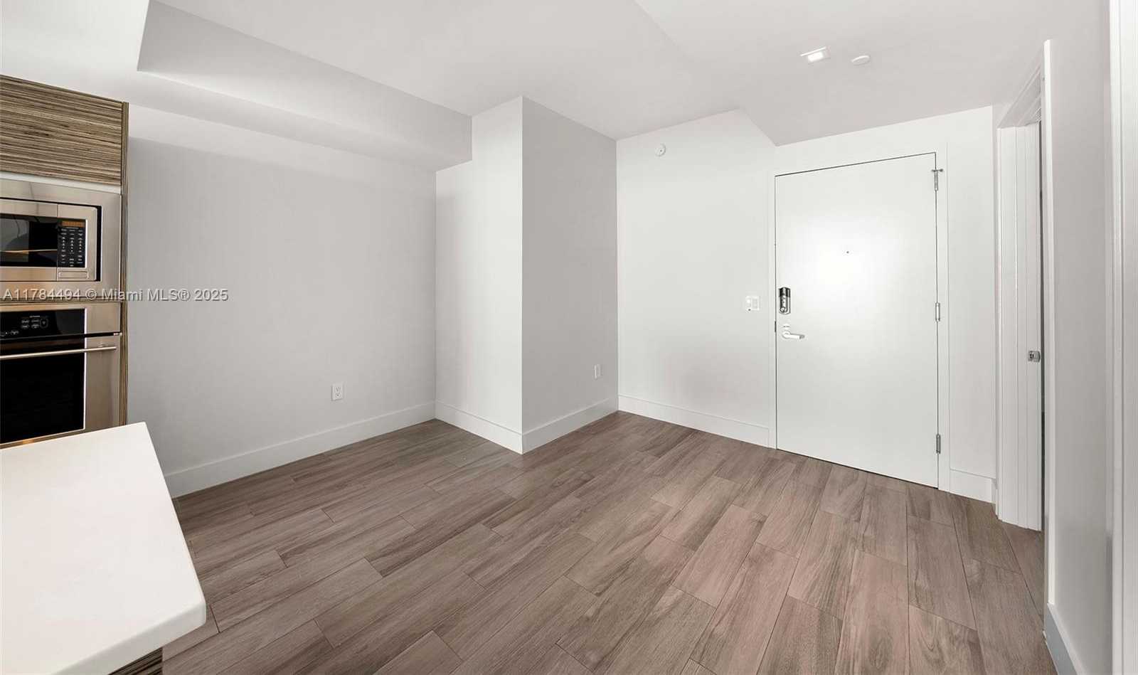 Small Image of 460 NORTH EAST 28TH ST #2707, Miami Number 19