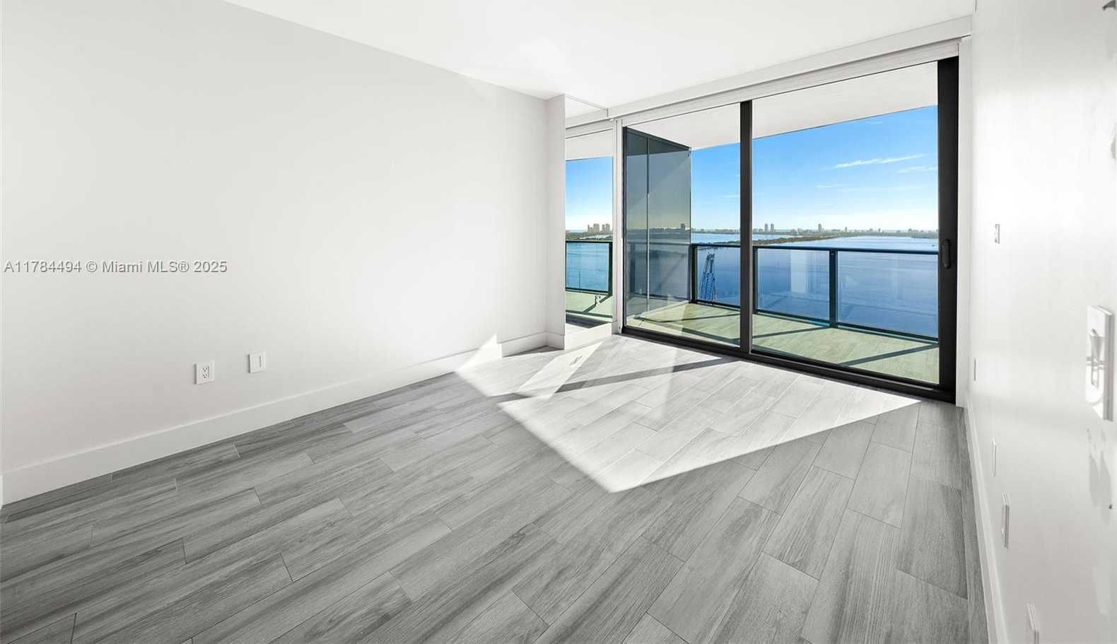 Small Image of 460 NORTH EAST 28TH ST #2707, Miami Number 4