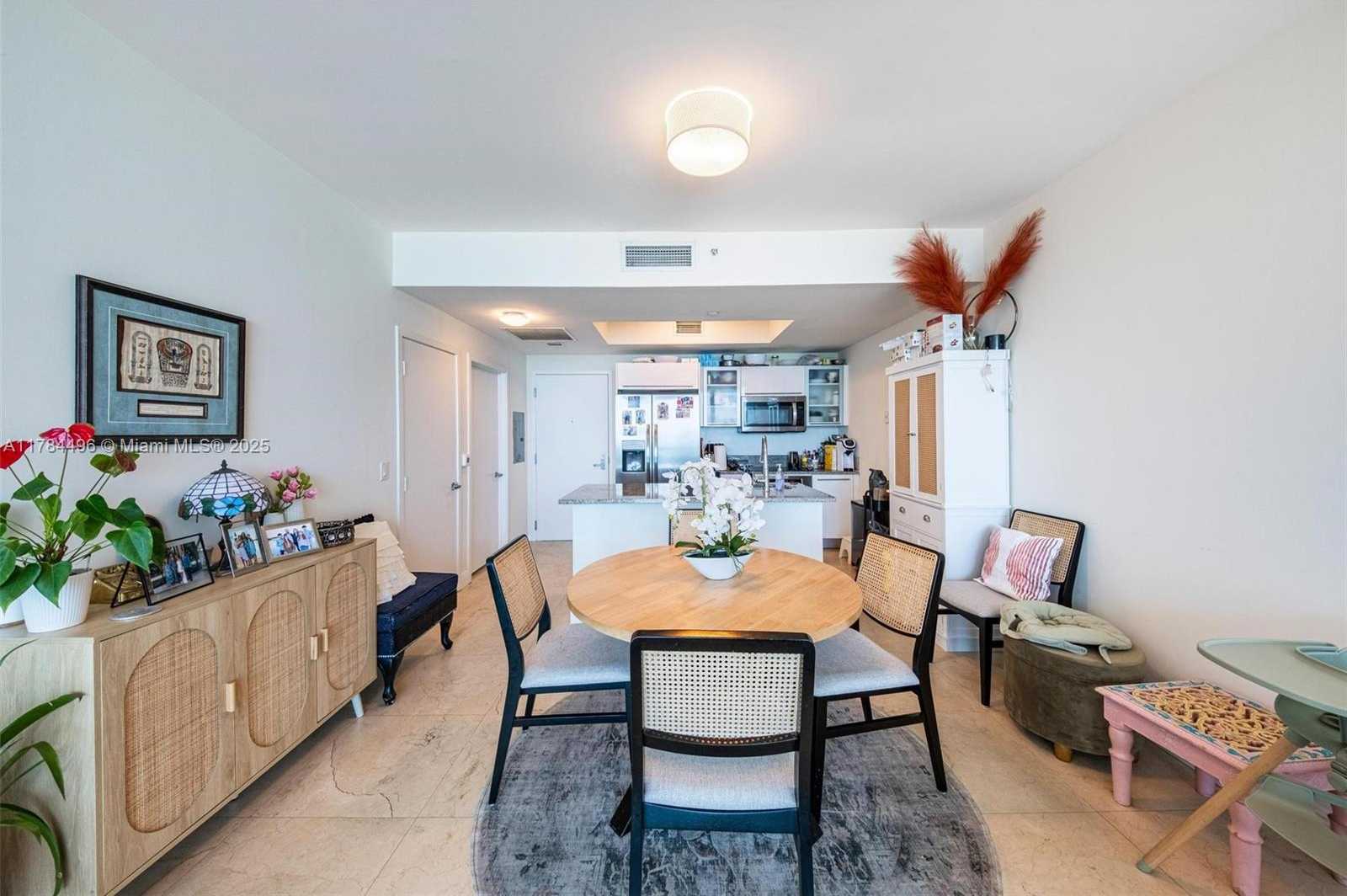 Small Image of 888 BISCAYNE BLVD #3207, Miami Number 10