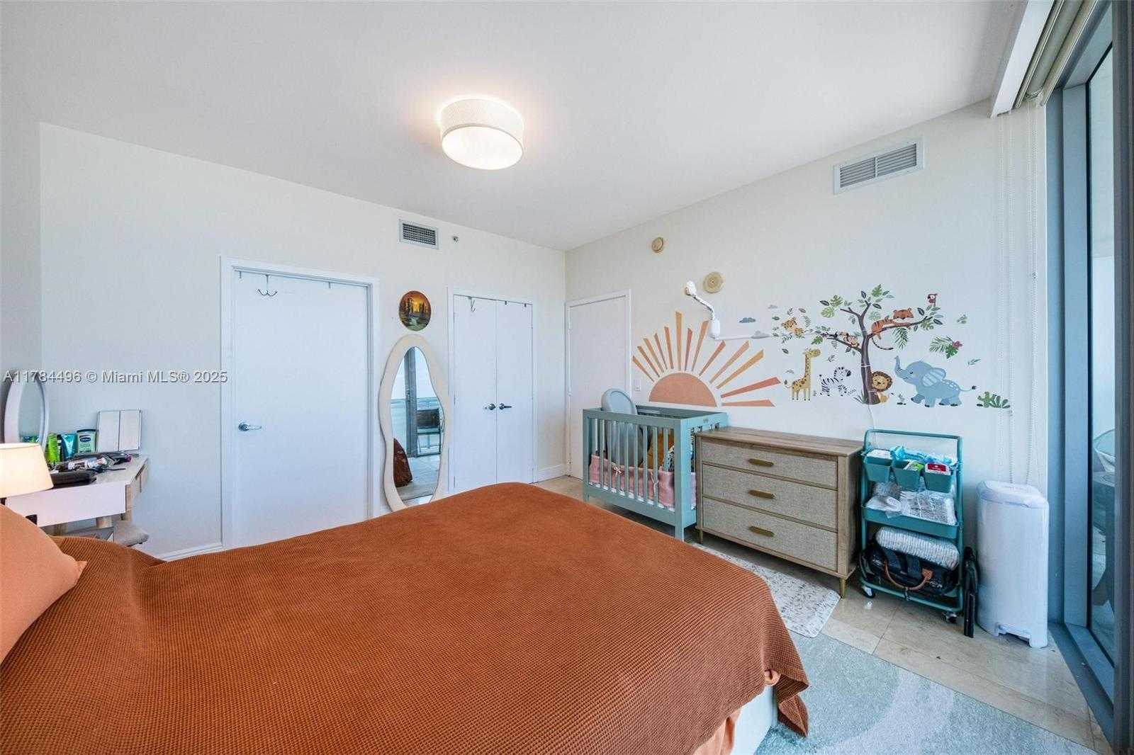 Small Image of 888 BISCAYNE BLVD #3207, Miami Number 17
